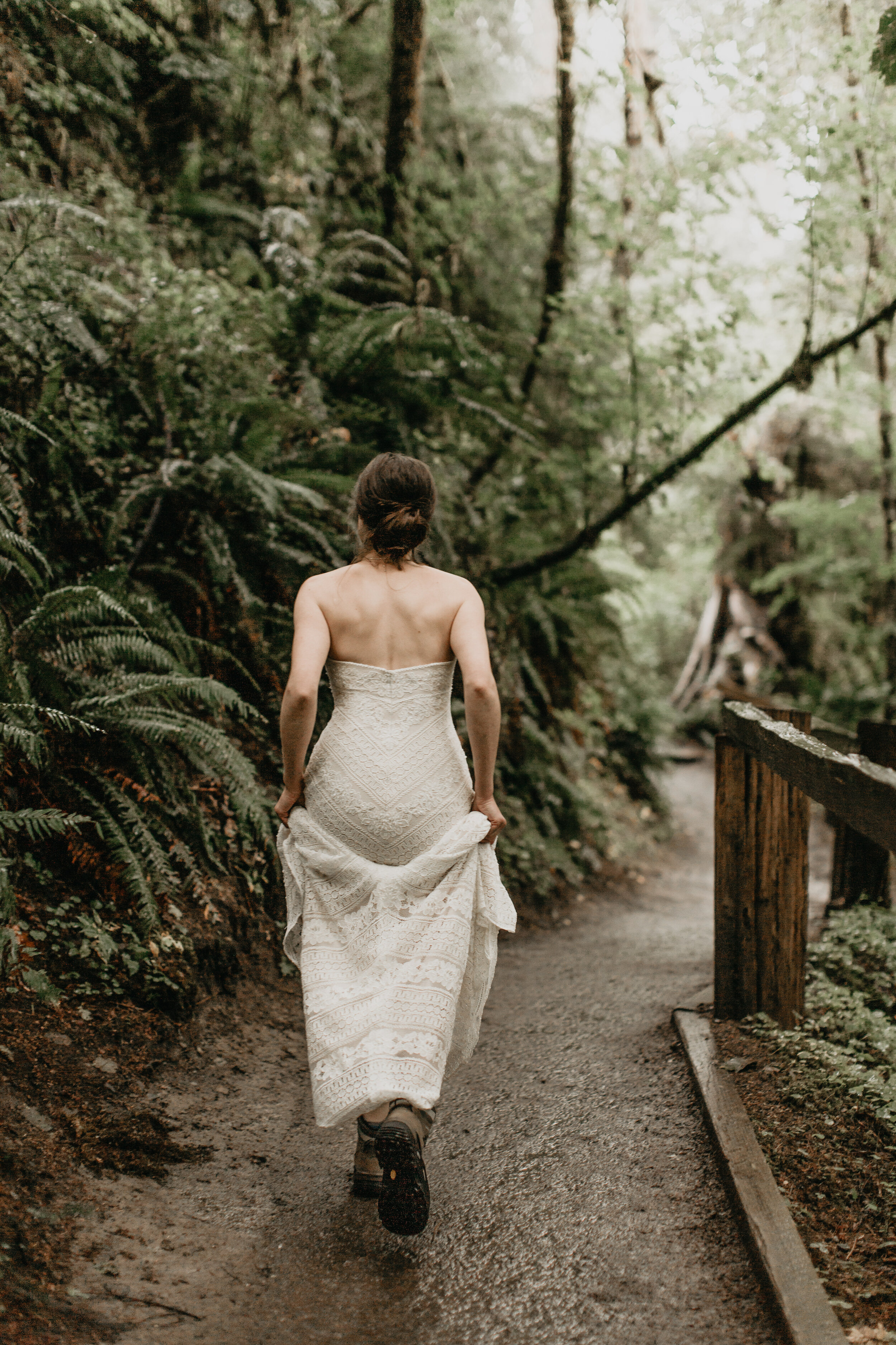 Nicole-Daacke-Photography-Olympic-national-park-elopement-photography-intimiate-elopement-in-olympic-peninsula-washington-state-rainy-day-ruby-beach-hoh-rainforest-elopement-inspiration-rainforest-pnw-elopement-photography-108.jpg