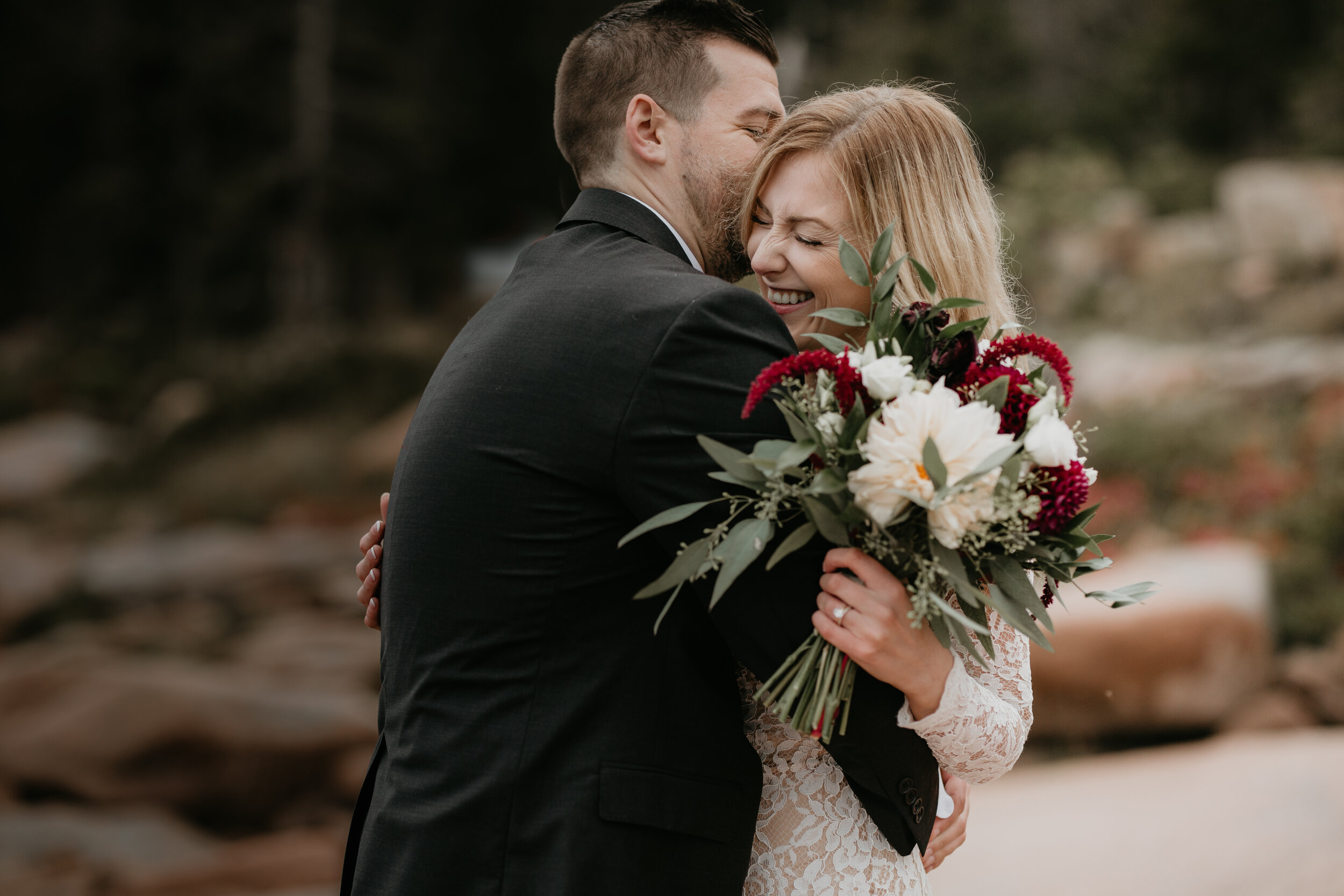 Nicole-Daacke-Photography-Acadia-national-park-elopement-photography-elopement-in-acadia-inspiration-maine-intimate-wedding-destination-elopement-photographer-rainy-day-maine-coast-bar-harbor-elopement-photography-162.jpg