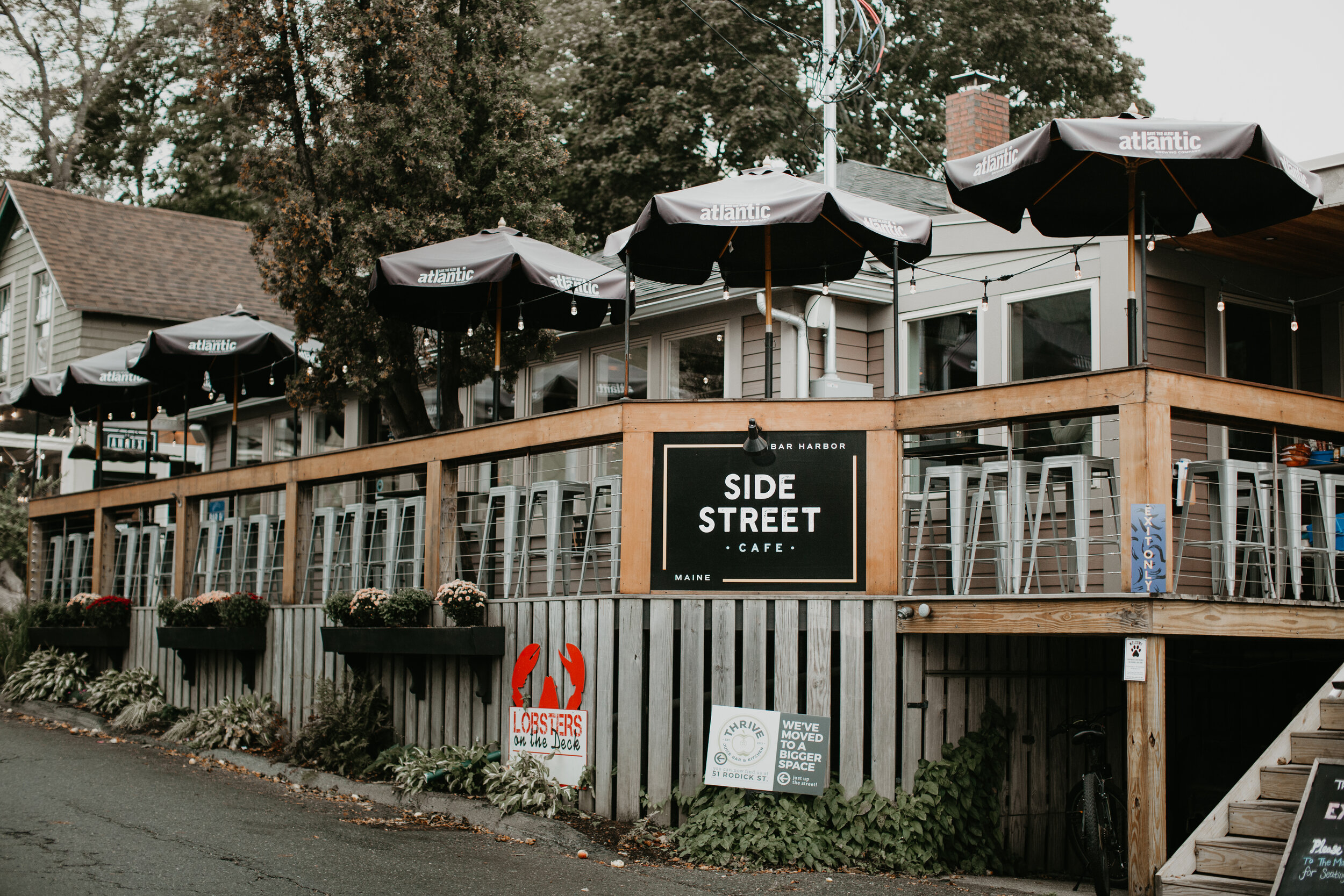 Nicole-Daacke-Photography-Acadia-national-park-elopement-photography-elopement-in-acadia-inspiration-maine-intimate-wedding-destination-elopement-photographer-rainy-day-maine-coast-bar-harbor-elopement-photography-215.jpg