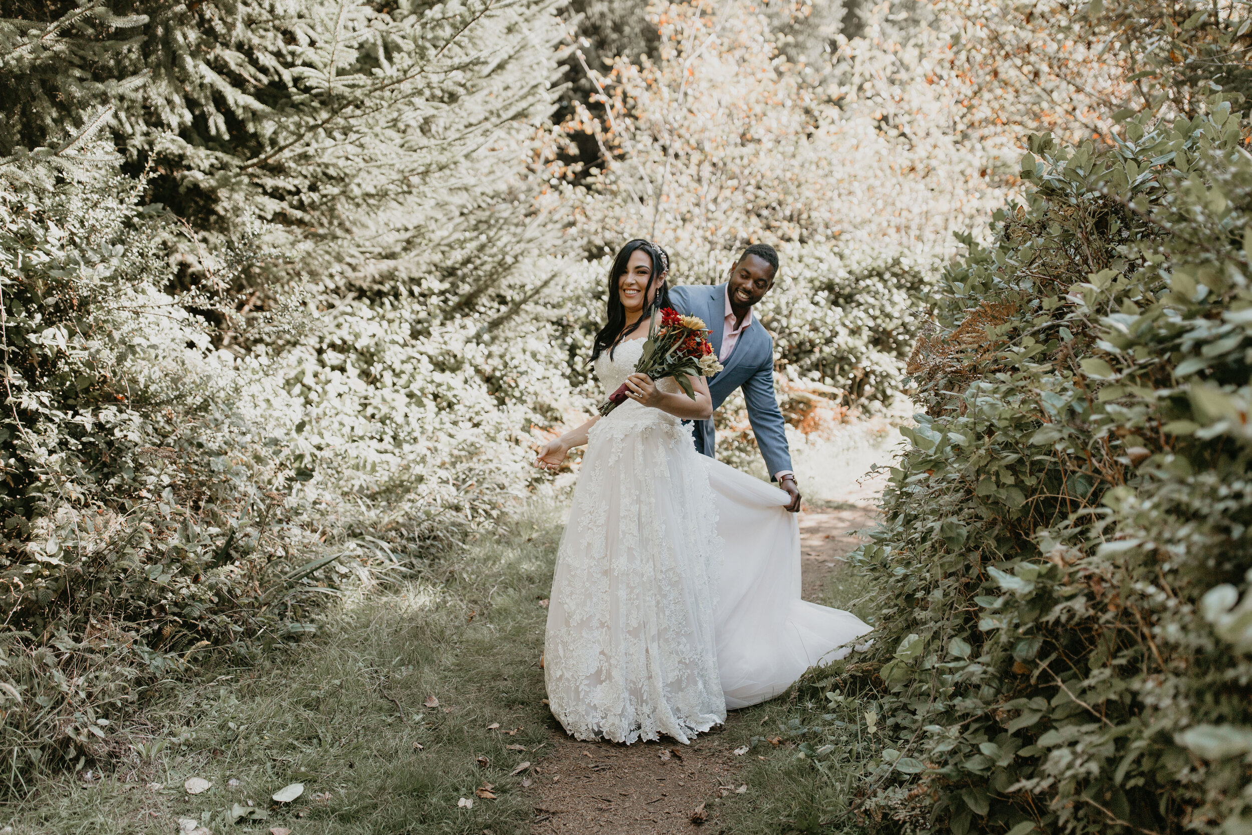 oregon-coast-elopement-at-samuel-boardman-state-park-scenic-road-southern-oregon-coast-elopement-photographer-Nicole-Daacke-Photography-107.jpg