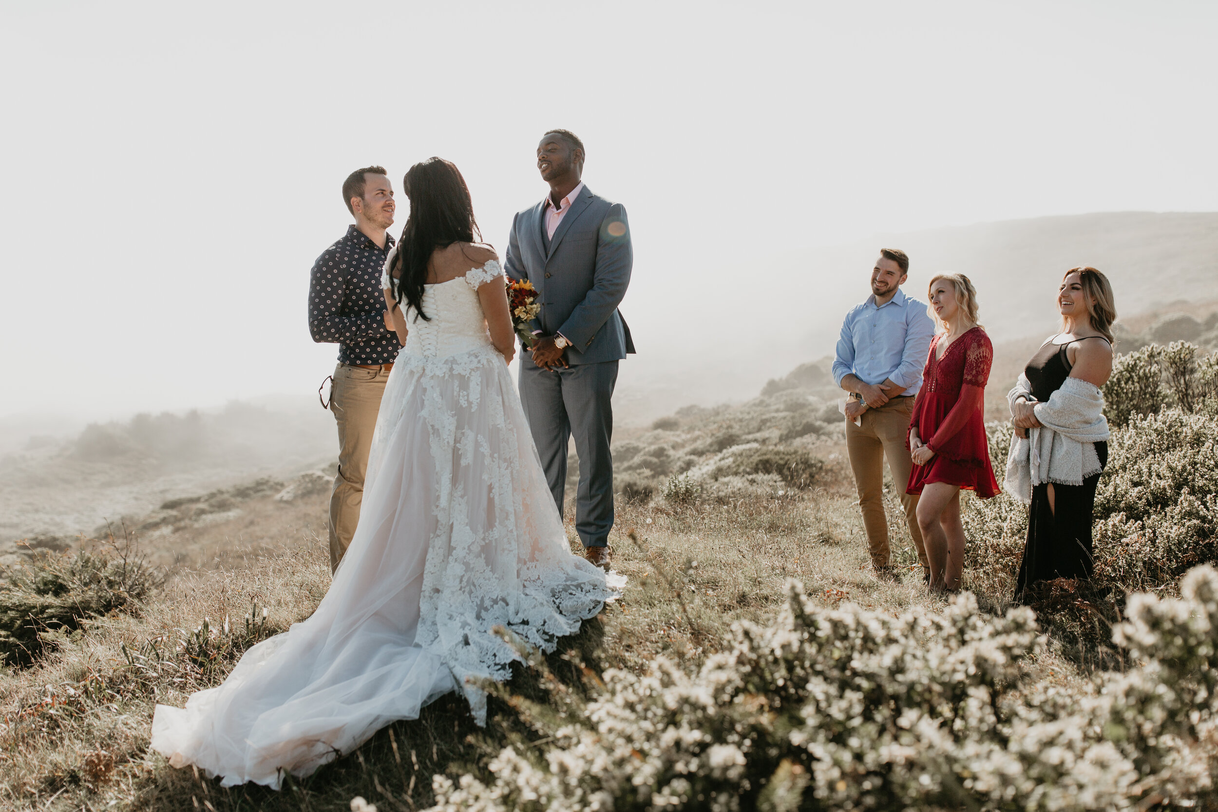 oregon-coast-elopement-at-samuel-boardman-state-park-scenic-road-southern-oregon-coast-elopement-photographer-Nicole-Daacke-Photography-116.jpg