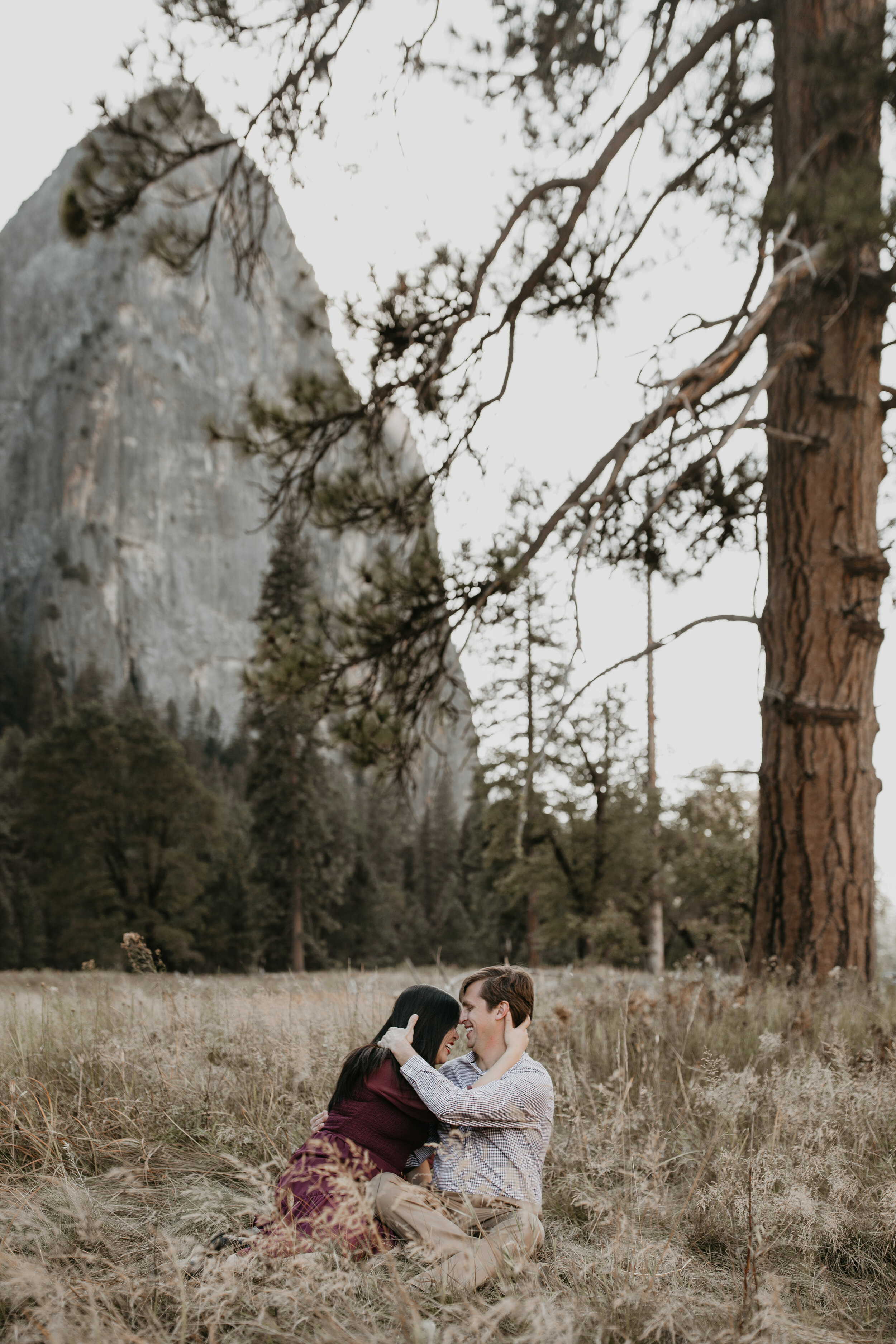 yosemite-national-park-couples-session-at-taft-point-and-yosemite-valley-yosemite-elopement-photographer-nicole-daacke-photography-112.jpg