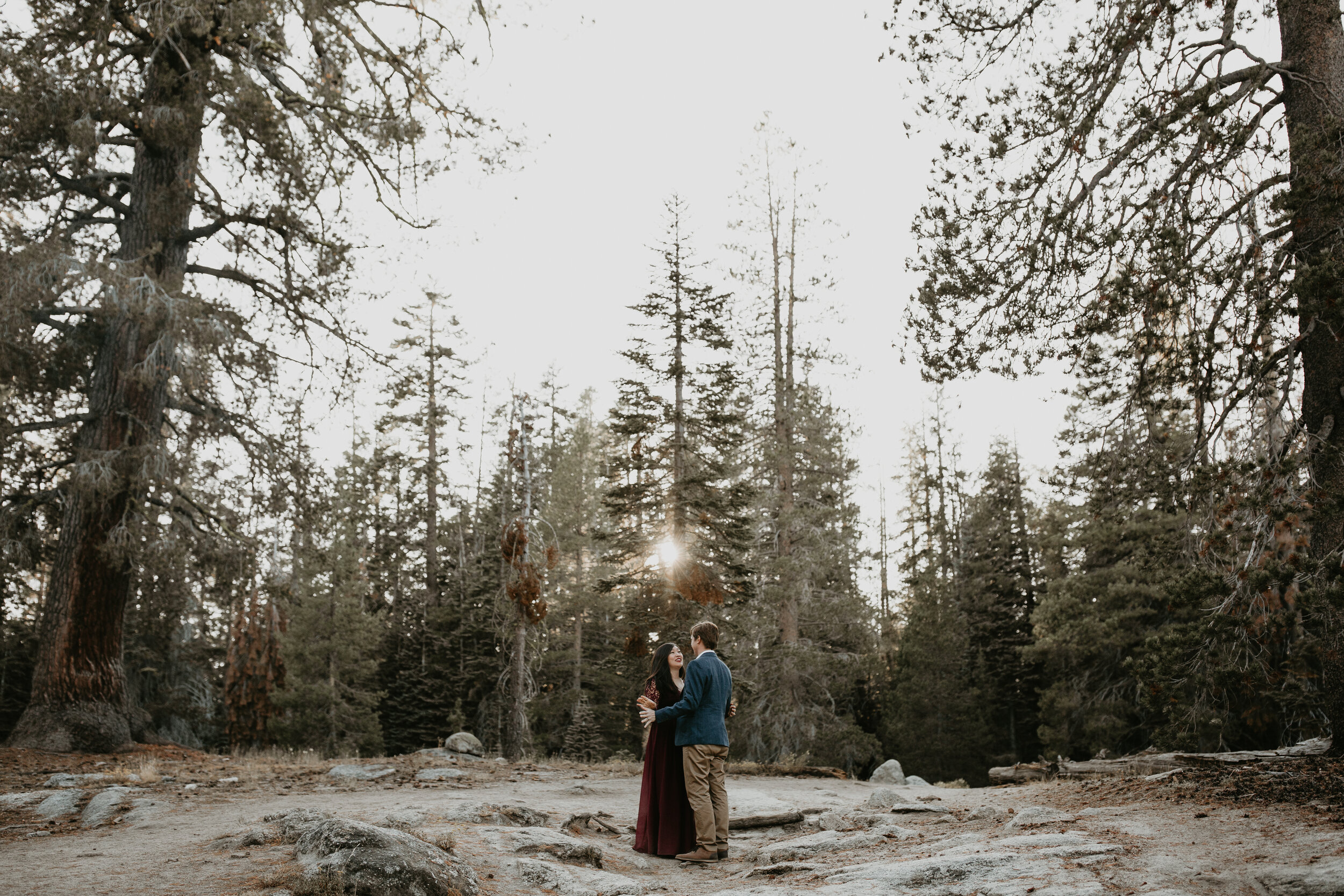 yosemite-national-park-couples-session-at-taft-point-and-yosemite-valley-yosemite-elopement-photographer-nicole-daacke-photography-115.jpg