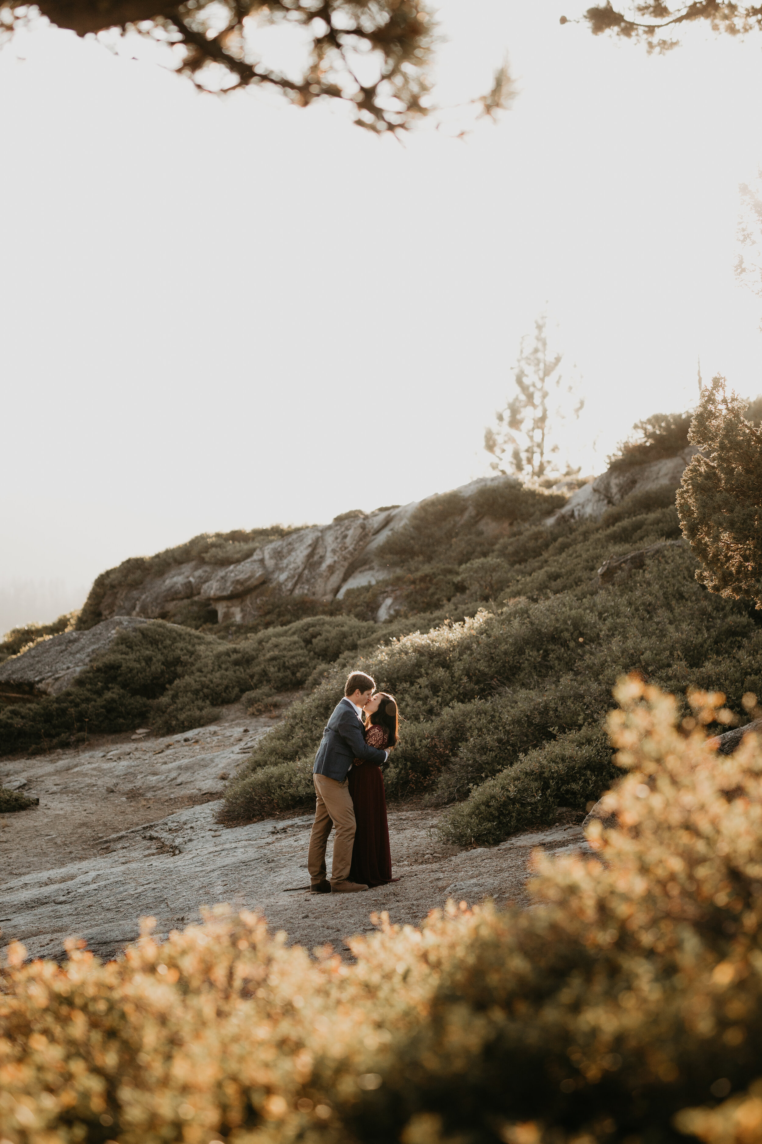 yosemite-national-park-couples-session-at-taft-point-and-yosemite-valley-yosemite-elopement-photographer-nicole-daacke-photography-128.jpg
