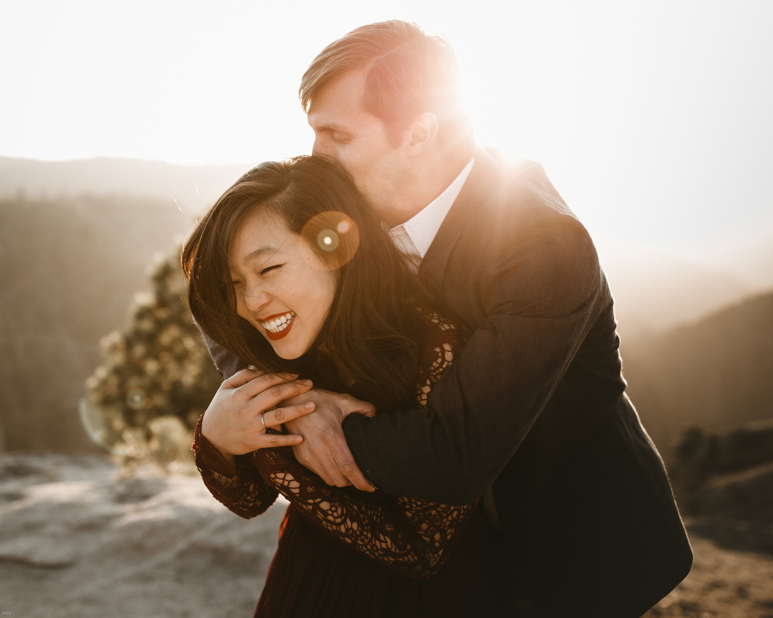 yosemite-national-park-couples-session-at-taft-point-and-yosemite-valley-yosemite-elopement-photographer-nicole-daacke-photography-138.jpg