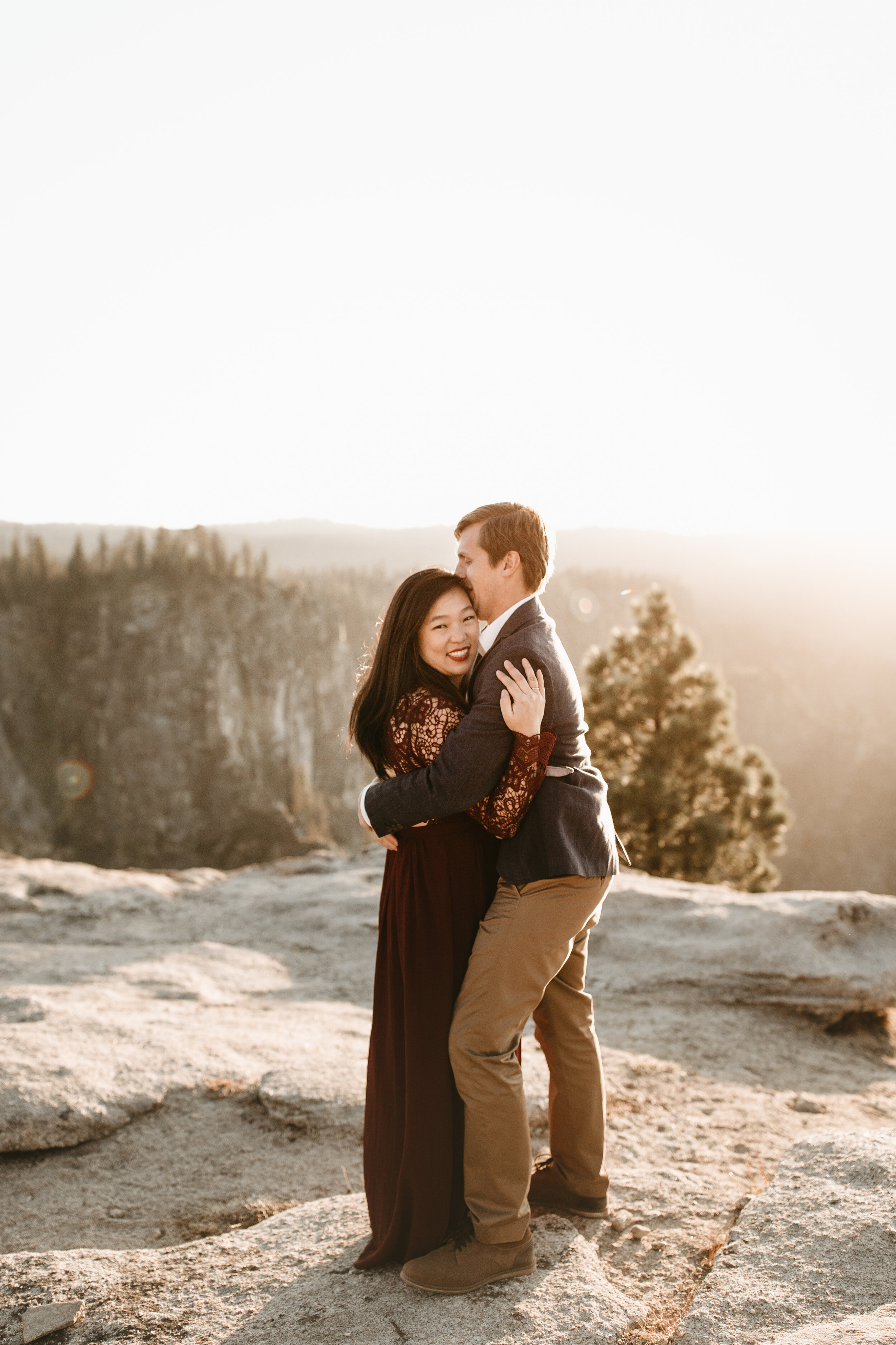 yosemite-national-park-couples-session-at-taft-point-and-yosemite-valley-yosemite-elopement-photographer-nicole-daacke-photography-140.jpg