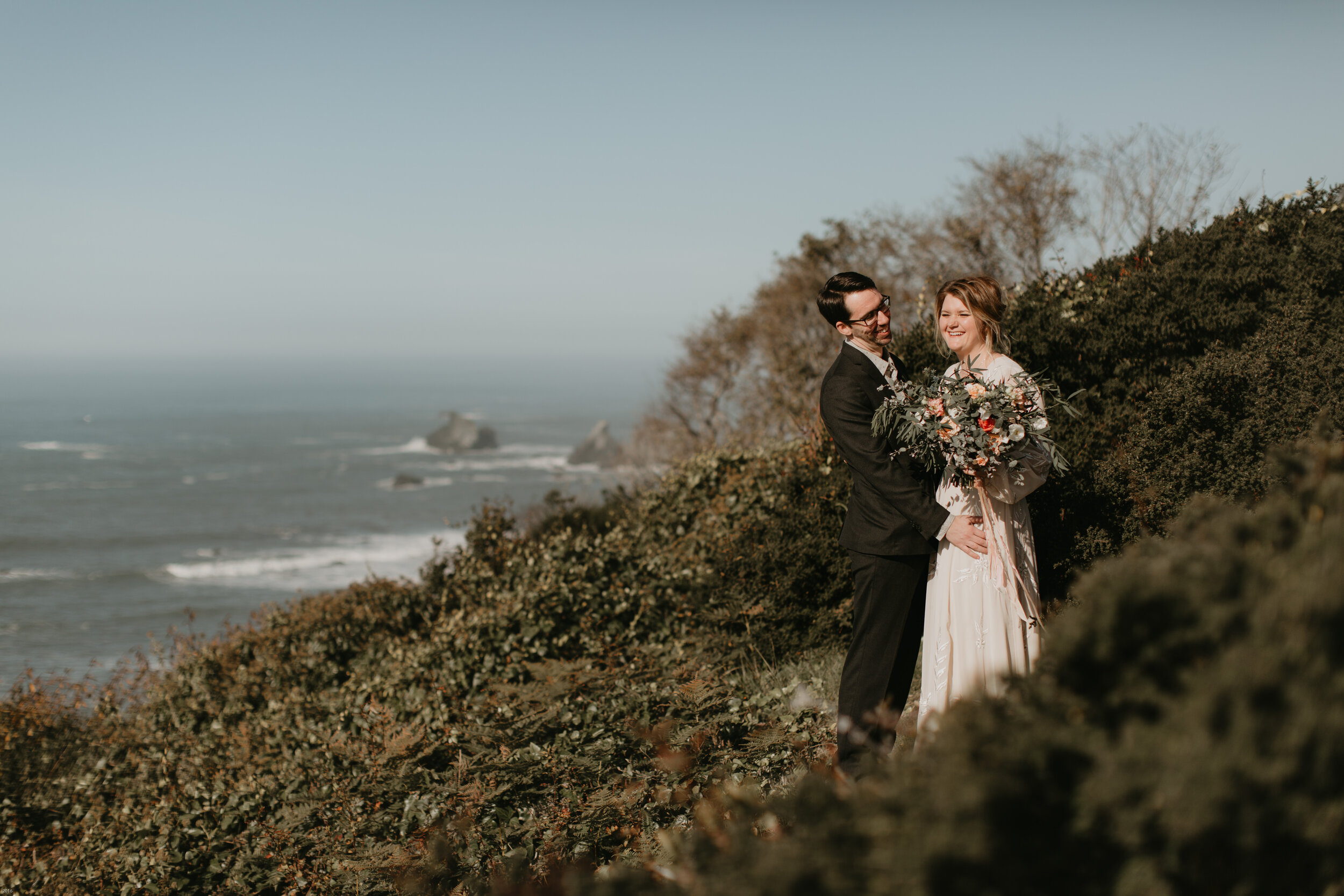 nicole-daacke-photography-redwood-forest-elopement-in-northern-california-patricks-point-coast-adventure-elopement-photography-redwoods-elopement-photographer-123.jpg