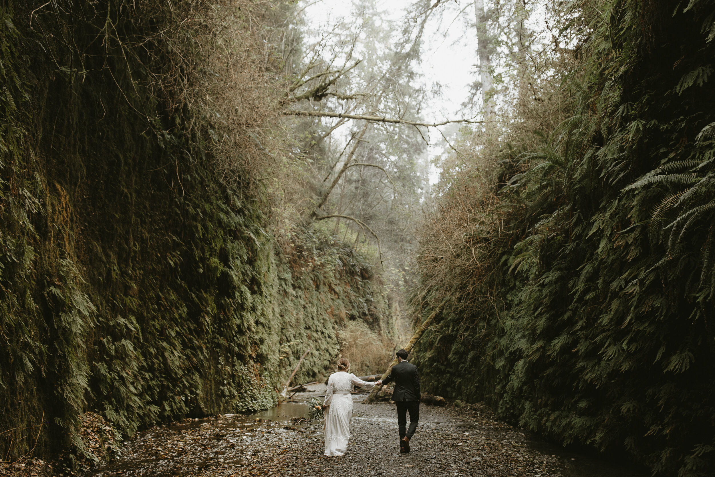 nicole-daacke-photography-redwood-forest-elopement-in-northern-california-patricks-point-coast-adventure-elopement-photography-redwoods-elopement-photographer-183.jpg