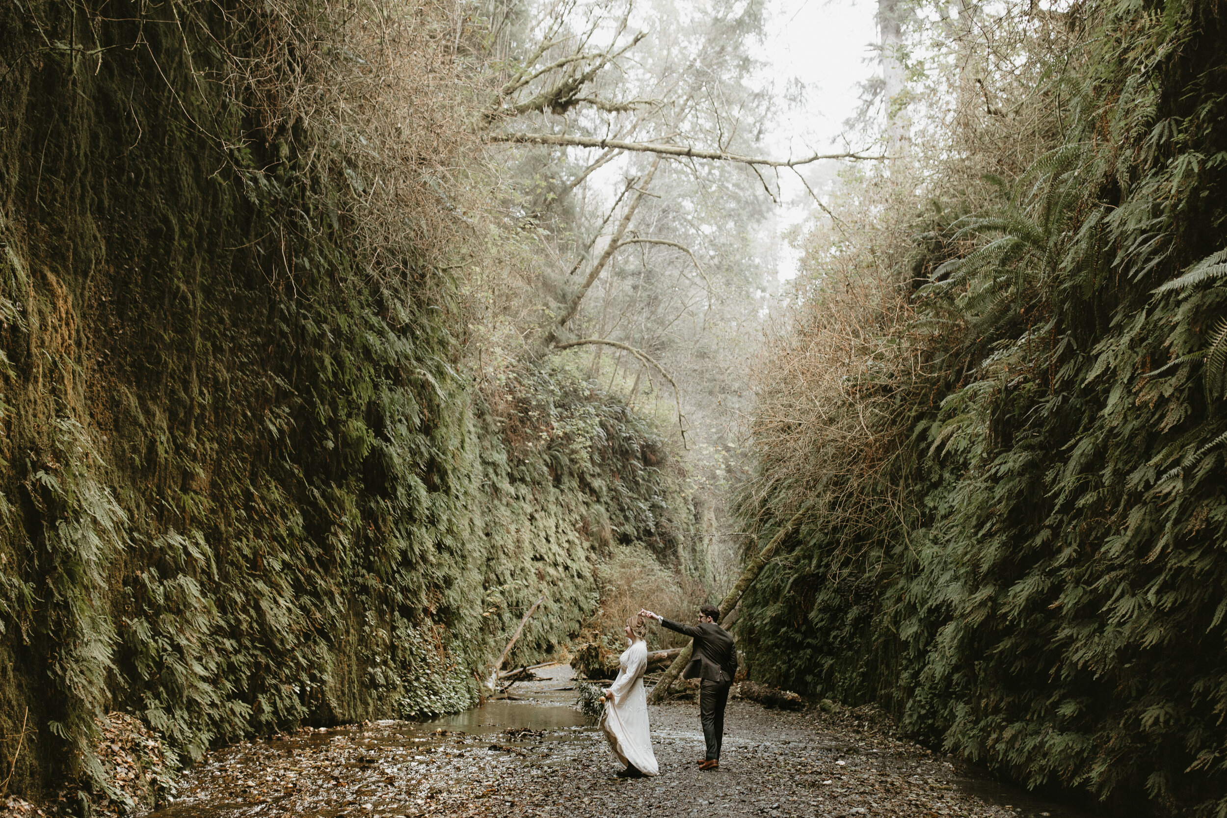 nicole-daacke-photography-redwood-forest-elopement-in-northern-california-patricks-point-coast-adventure-elopement-photography-redwoods-elopement-photographer-184.jpg