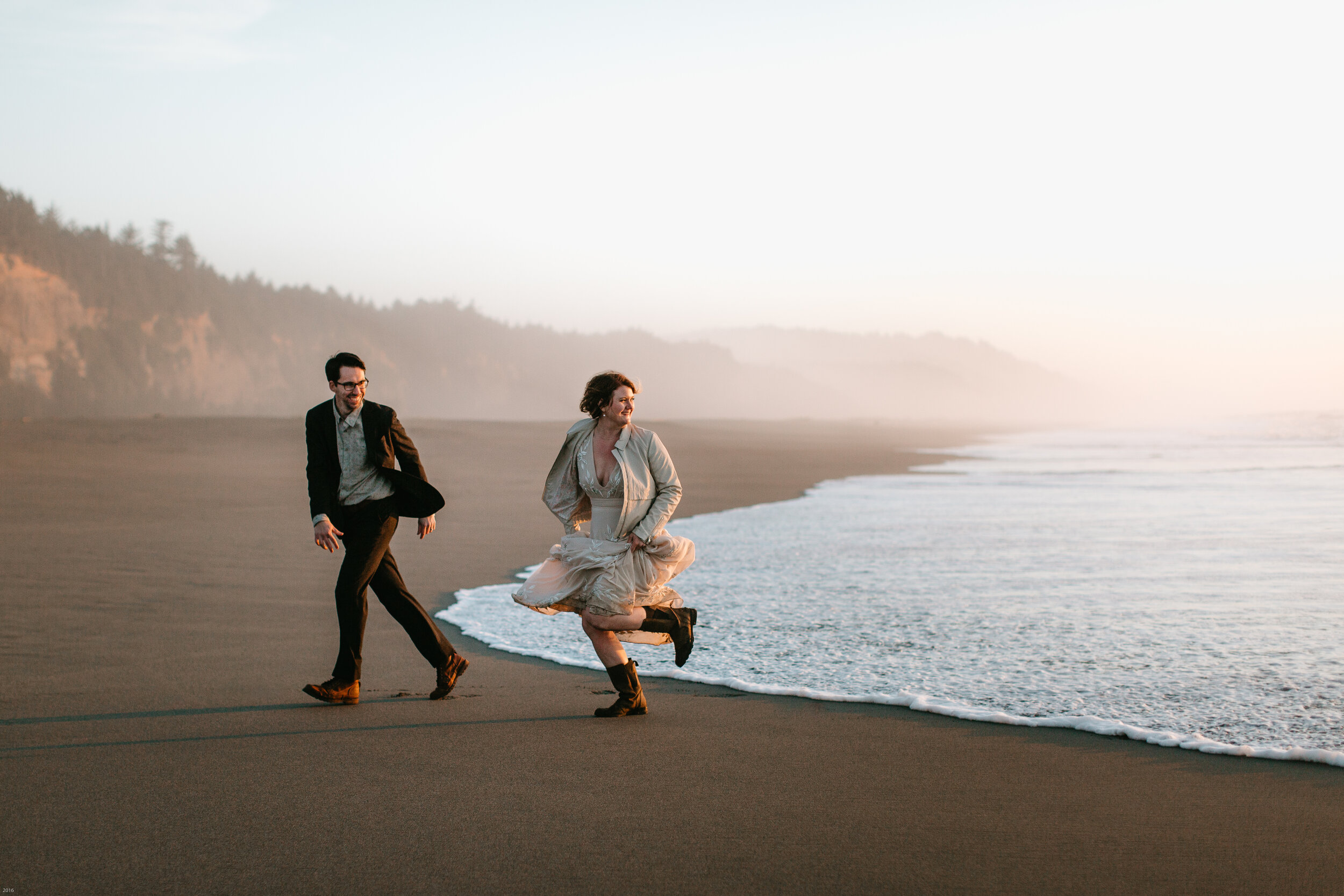 nicole-daacke-photography-redwood-forest-elopement-in-northern-california-patricks-point-coast-adventure-elopement-photography-redwoods-elopement-photographer-226.jpg