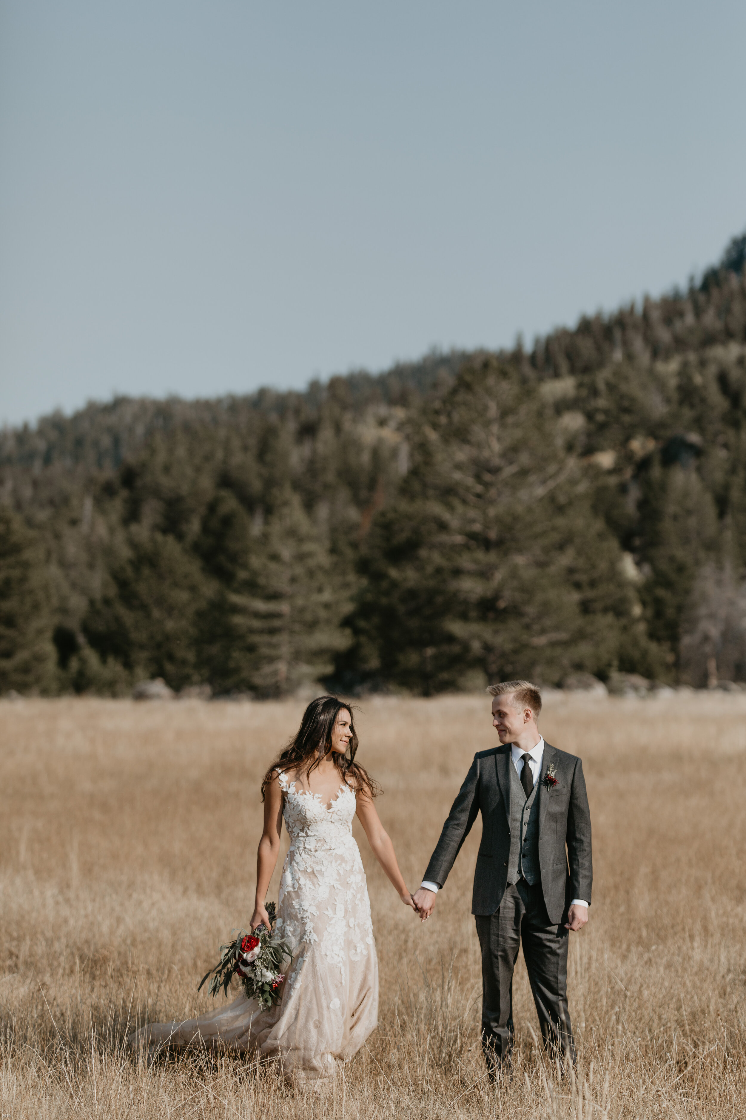 nicole-daacke-photography-lake-tahoe-elopement-hiking-fall-elopement-sierra-nevadas-lake-tahoe-elopement-photographer-167.jpg