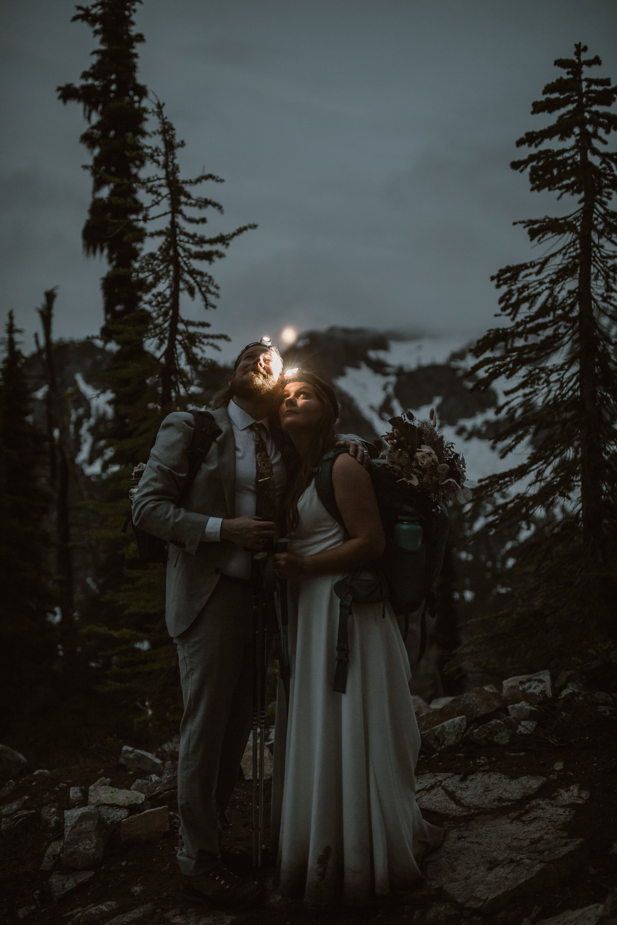 Nicole-Daacke-Photography-night-headlamp-photoshoot-cascades.jpg