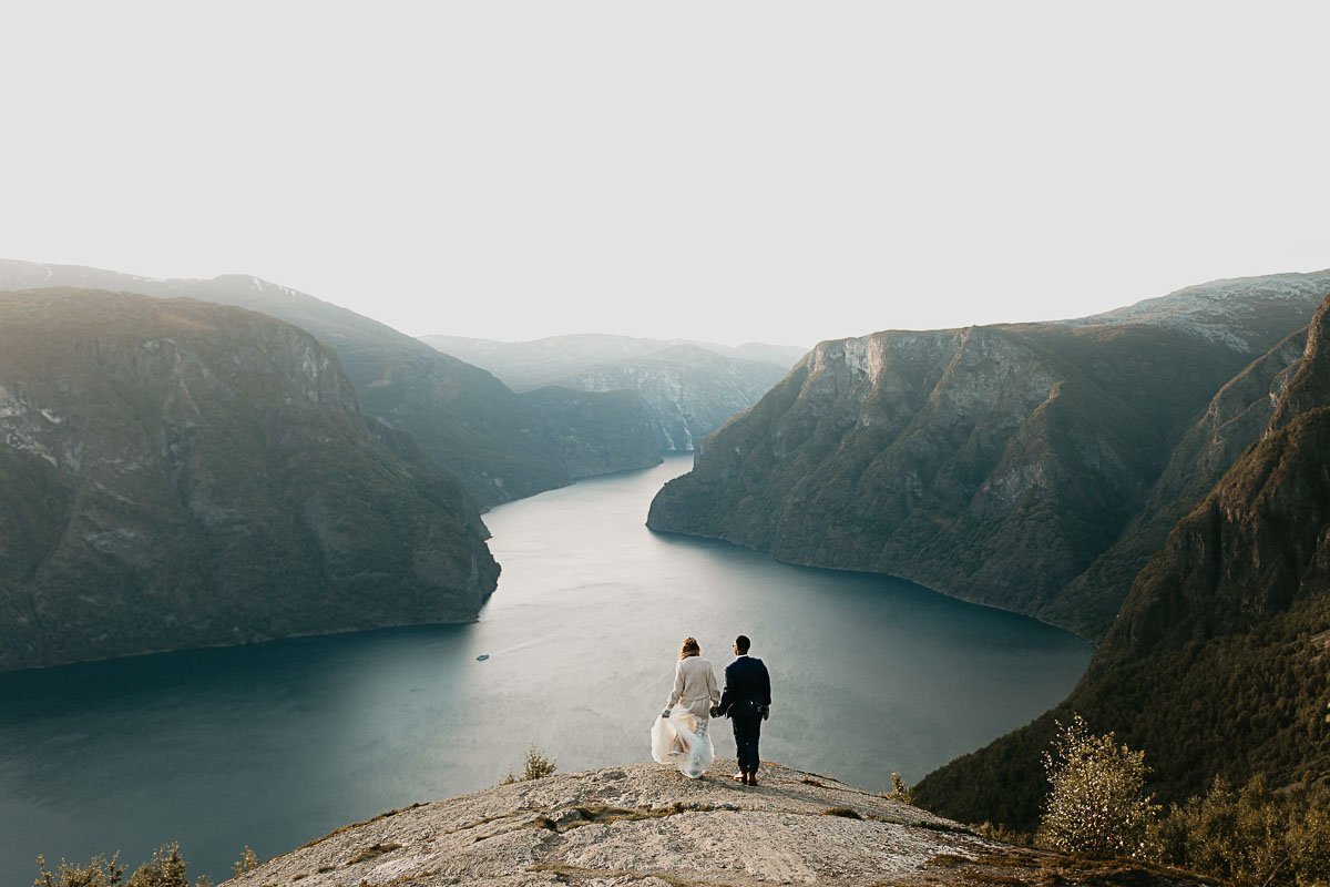 flam-norway-elopement-photography-norway-elopement-photographer-destination-wedding-adventure-elopement-norway-373.jpg