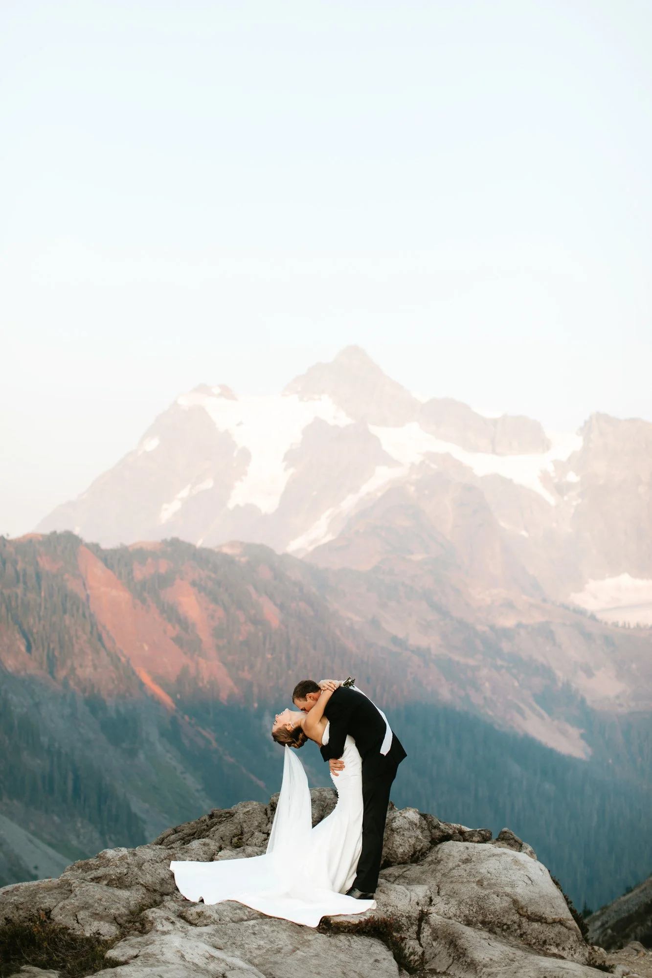 ultimate-guide-to-eloping-in-mt-baker-washington-1048.jpg