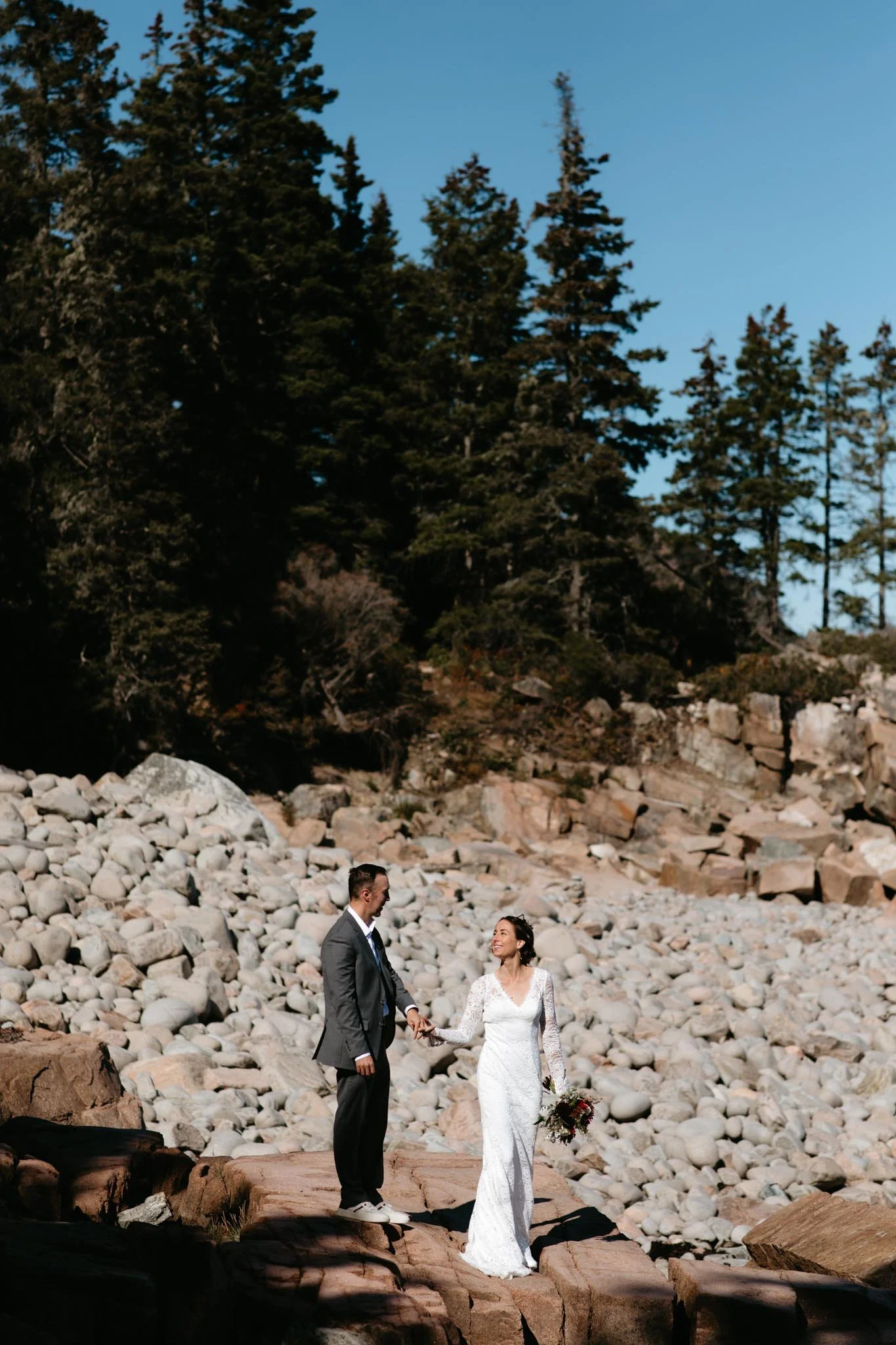 hiking_elopement_in_acadia_national_park_maine-113.jpg