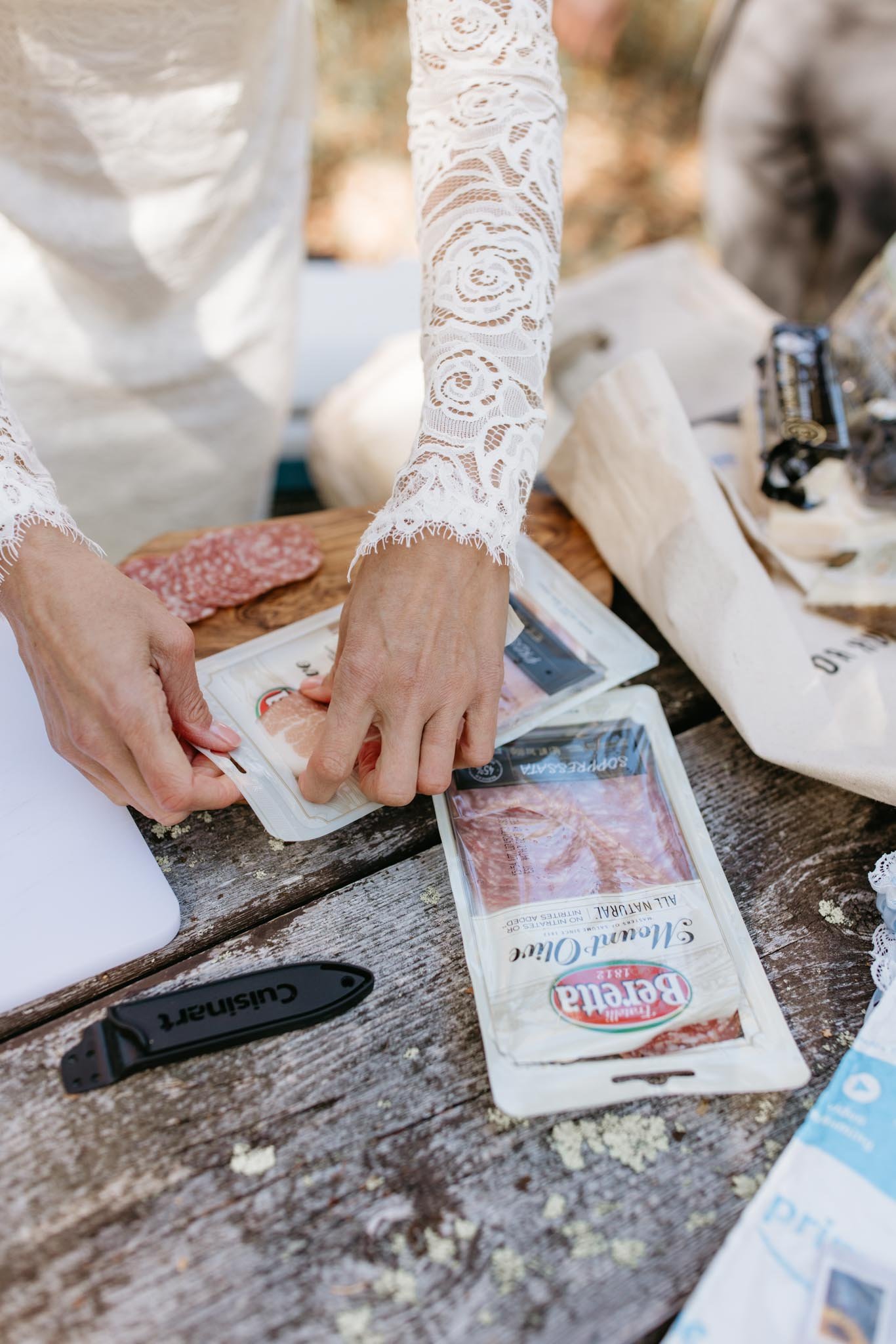 hiking_elopement_in_acadia_national_park_maine-120.jpg