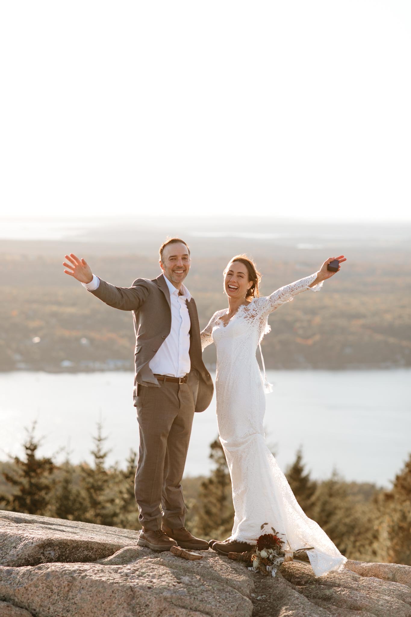 hiking_elopement_in_acadia_national_park_maine-158.jpg
