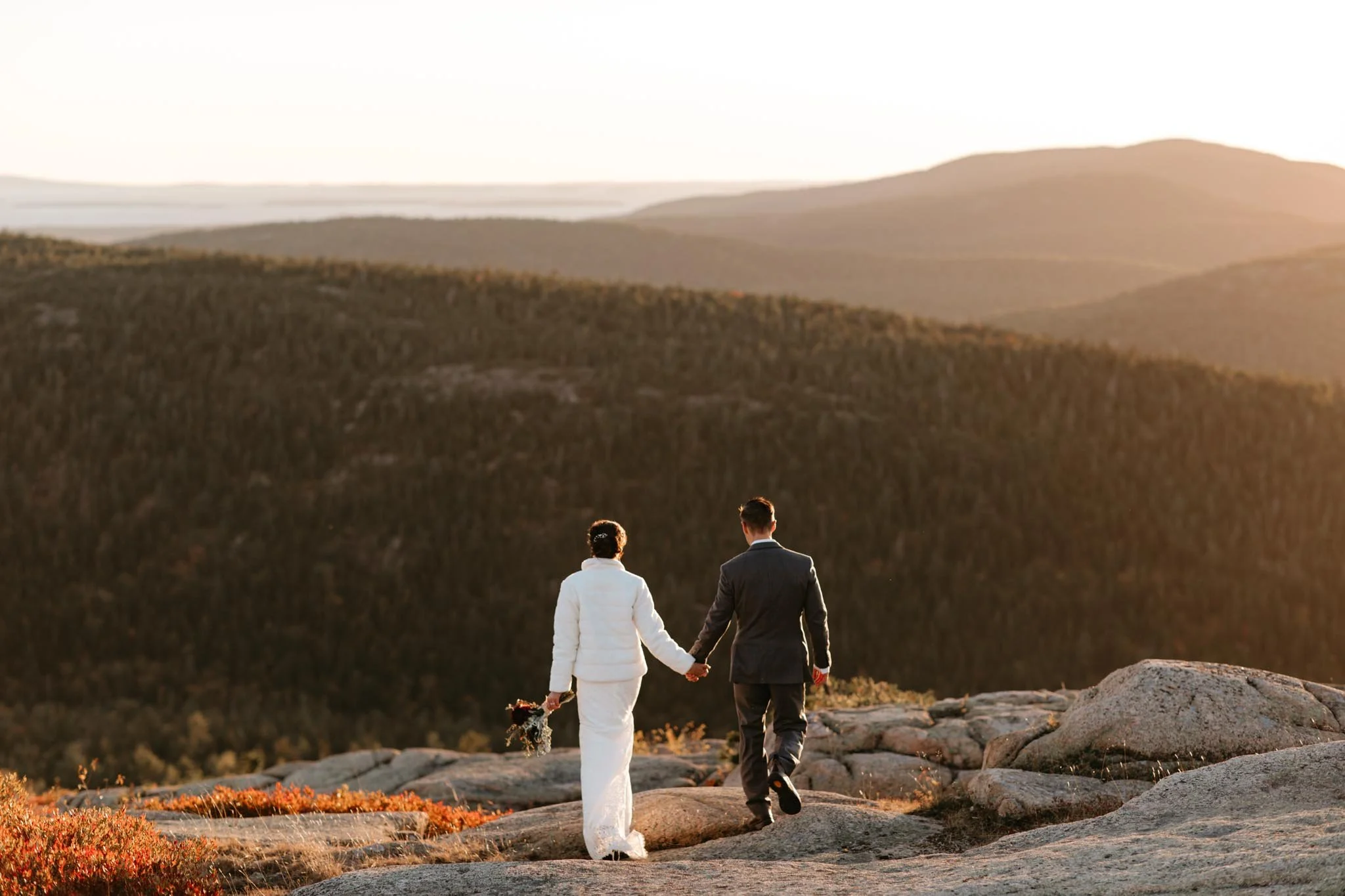 hiking_elopement_in_acadia_national_park_maine-172.jpg