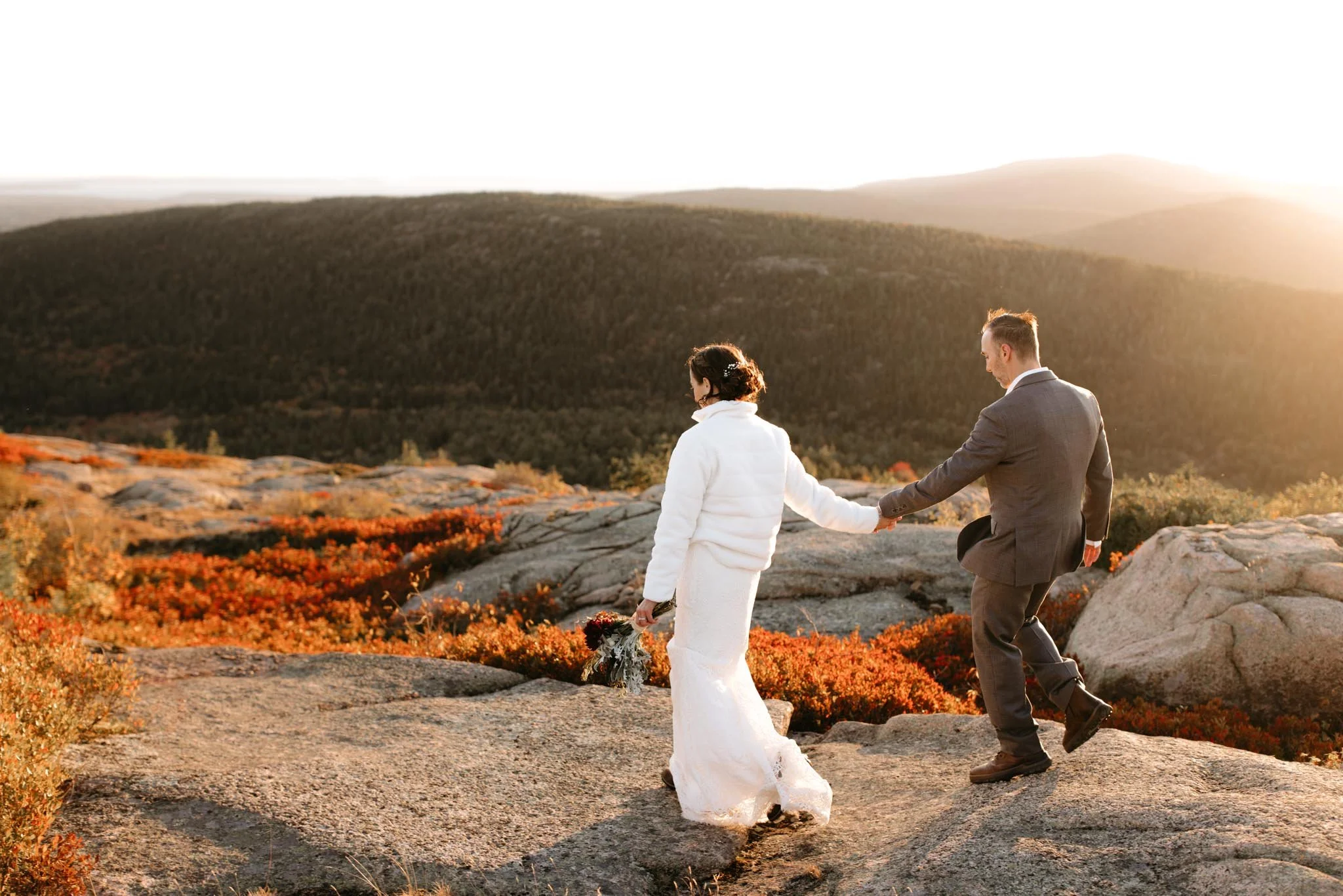 hiking_elopement_in_acadia_national_park_maine-177.jpg