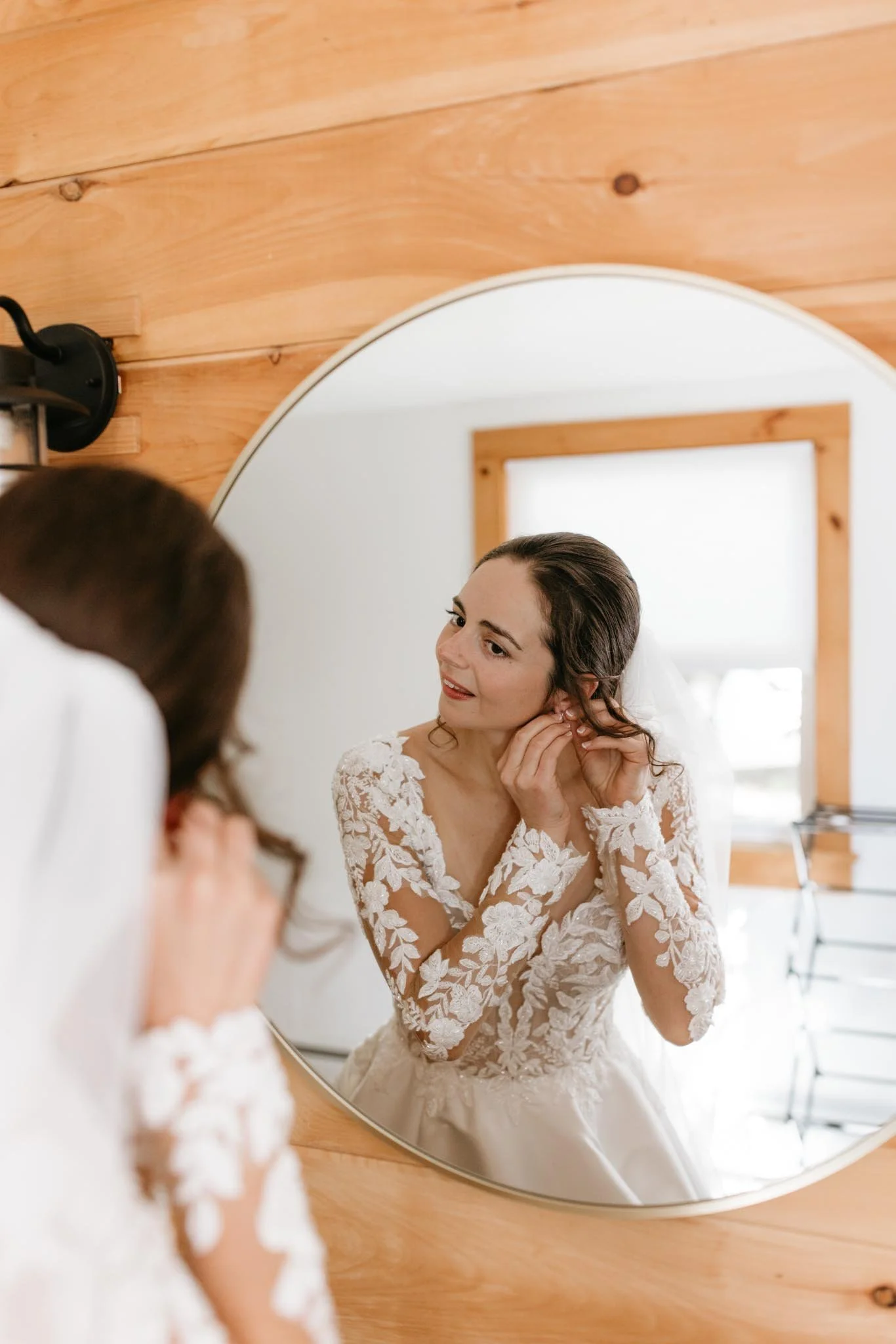 wedding-at-little-hunters-beach-in-acadia-national-park-nicole-daacke-photography-111.jpg