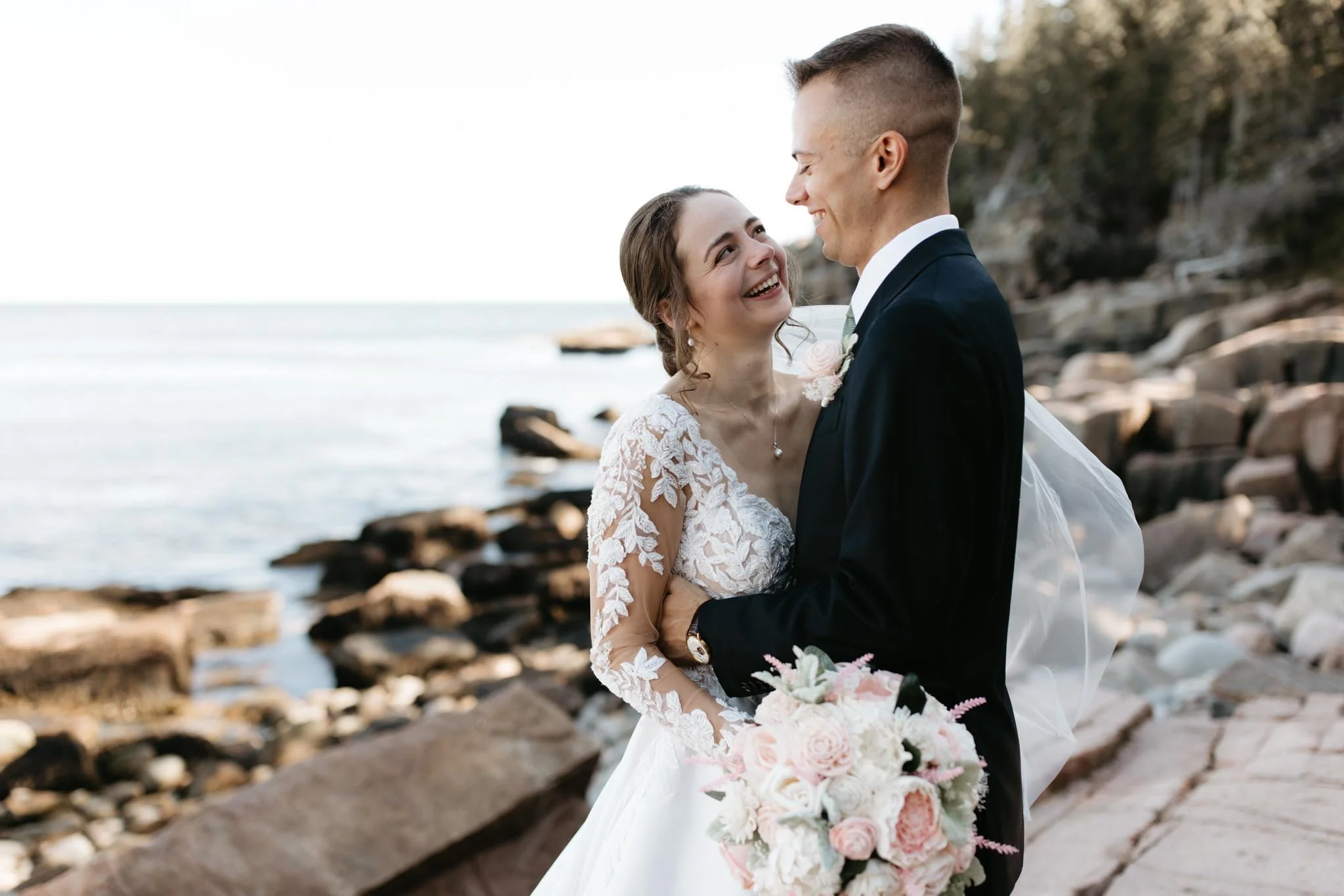 wedding-at-little-hunters-beach-in-acadia-national-park-nicole-daacke-photography-134.jpg