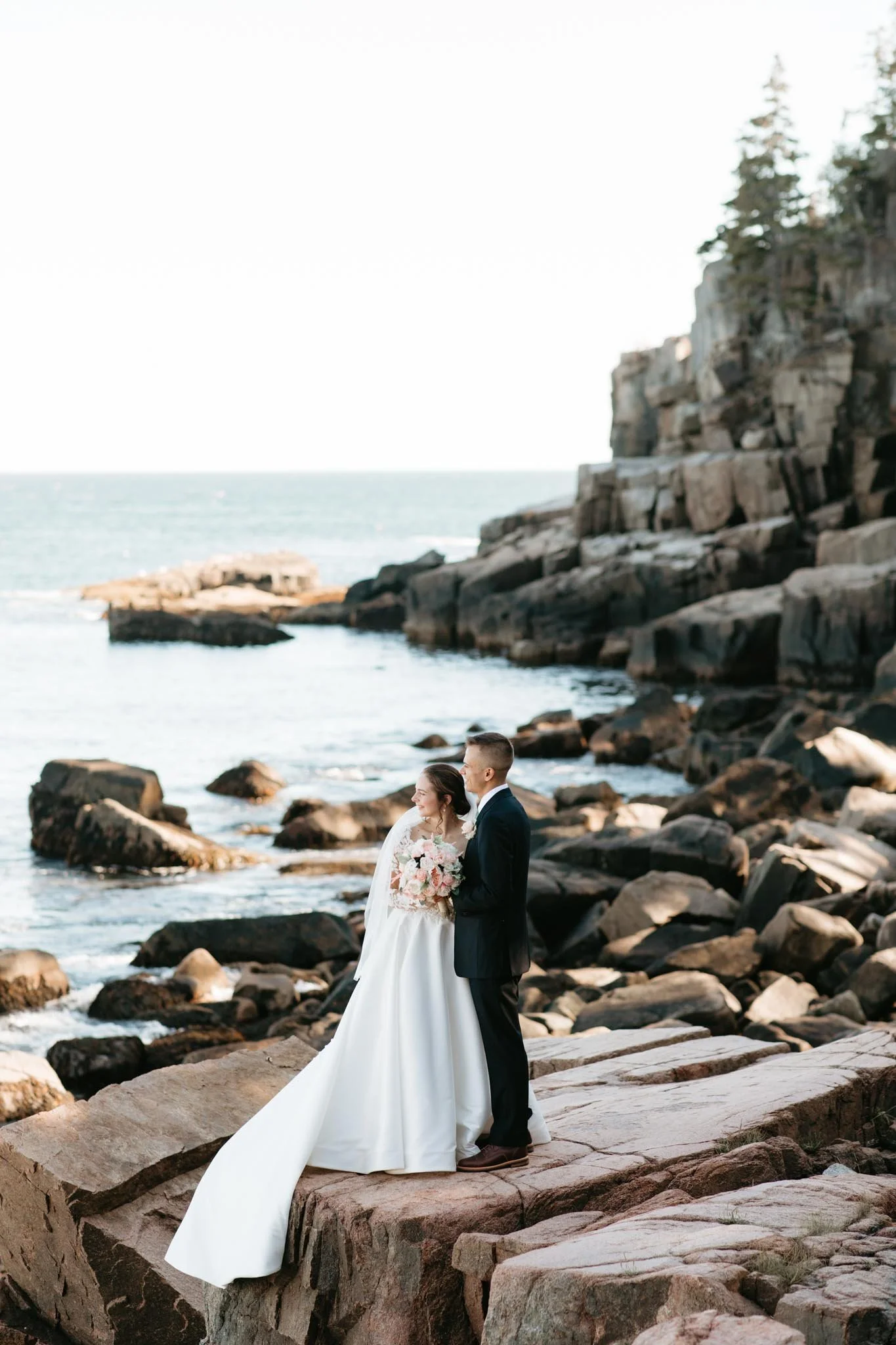 wedding-at-little-hunters-beach-in-acadia-national-park-nicole-daacke-photography-133.jpg