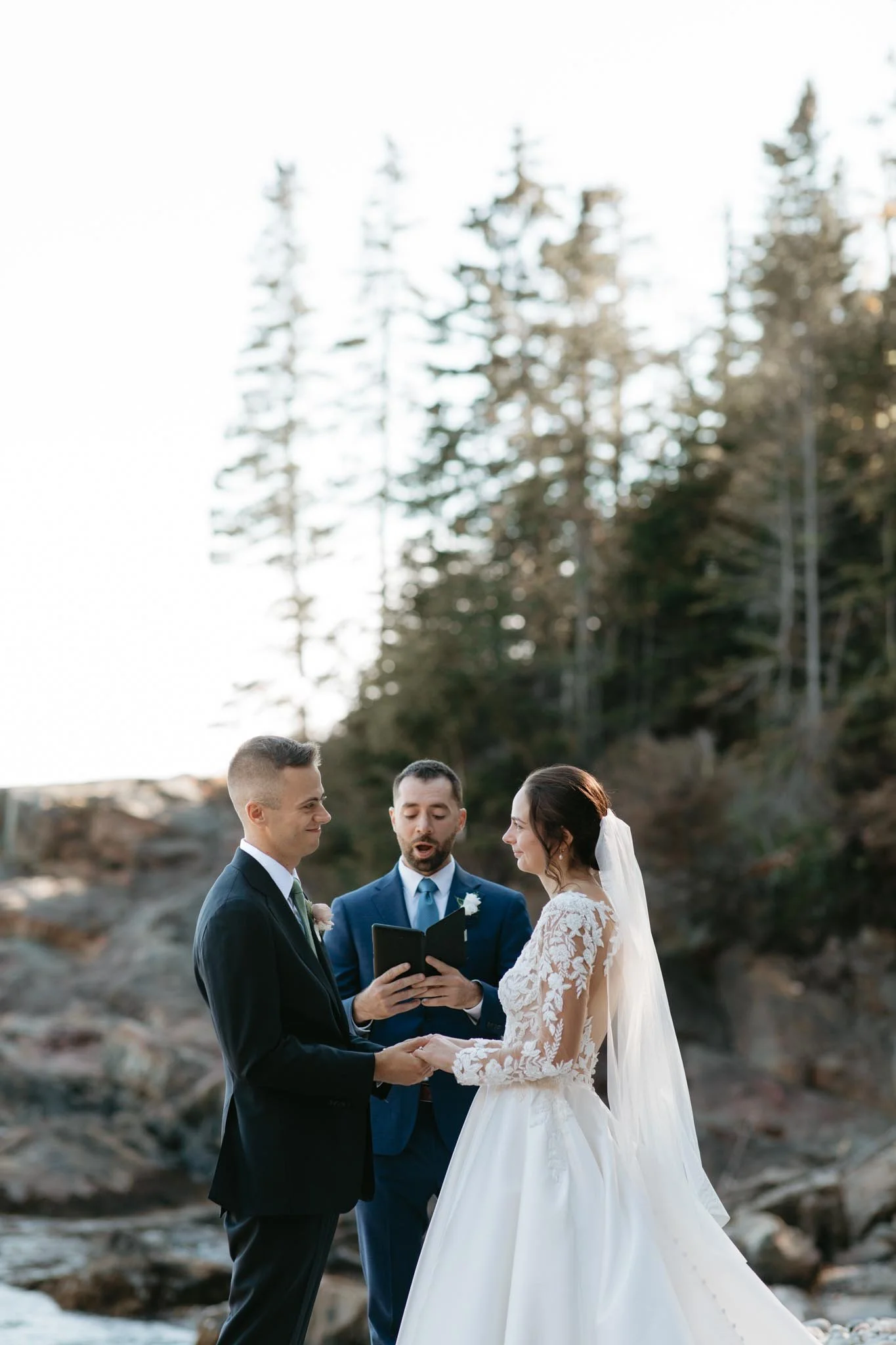 wedding-at-little-hunters-beach-in-acadia-national-park-nicole-daacke-photography-140.jpg