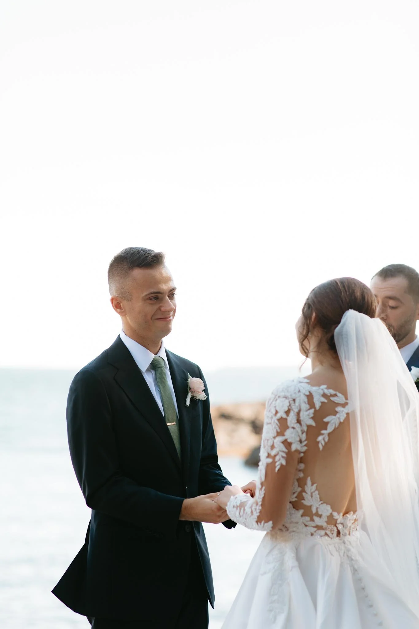 wedding-at-little-hunters-beach-in-acadia-national-park-nicole-daacke-photography-143.jpg