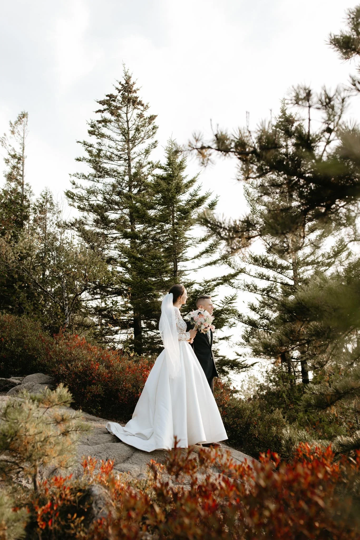 wedding-at-little-hunters-beach-in-acadia-national-park-nicole-daacke-photography-157.jpg