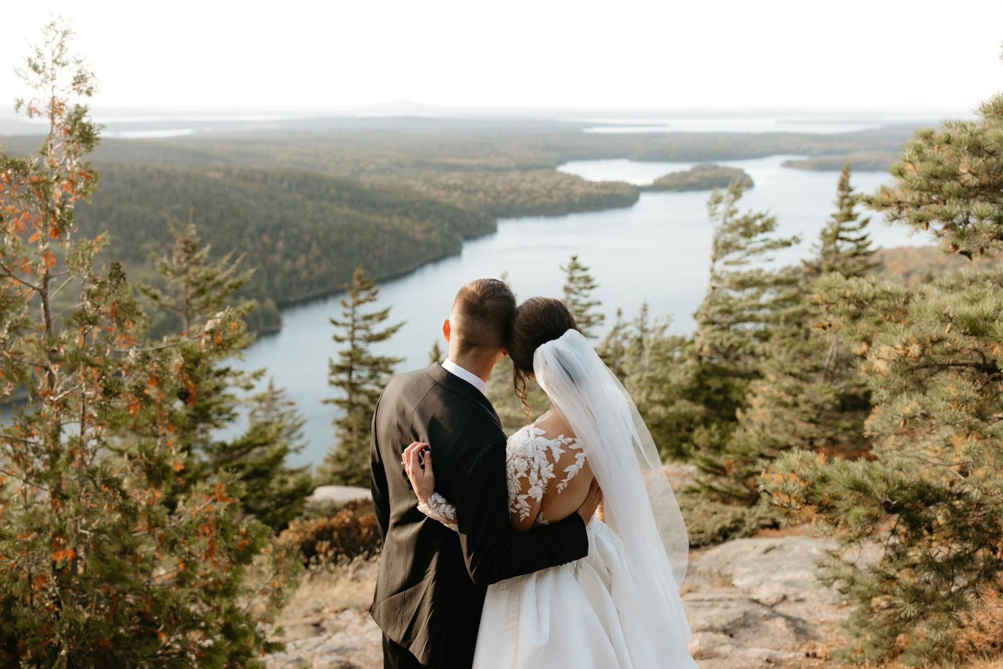 wedding-at-little-hunters-beach-in-acadia-national-park-nicole-daacke-photography-160.jpg