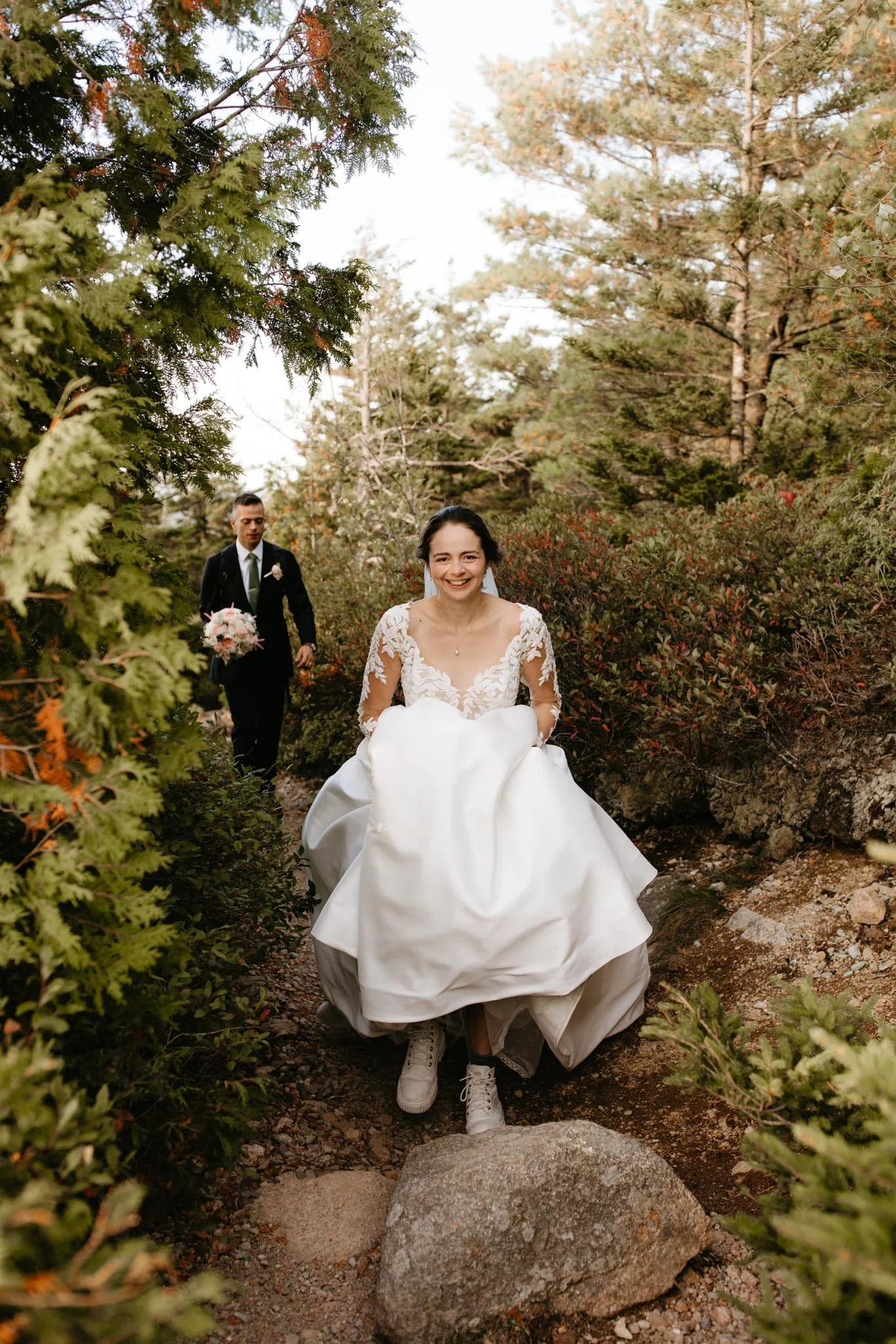 wedding-at-little-hunters-beach-in-acadia-national-park-nicole-daacke-photography-164.jpg