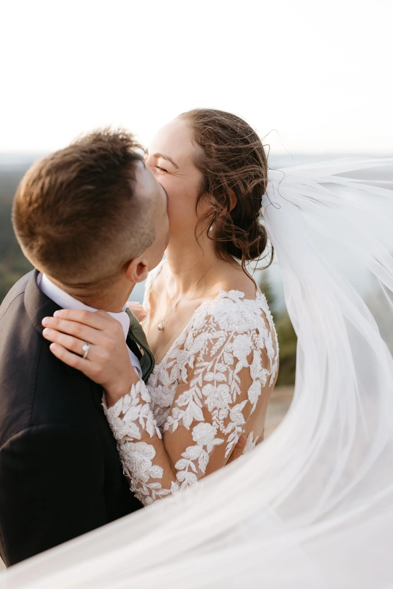 wedding-at-little-hunters-beach-in-acadia-national-park-nicole-daacke-photography-173.jpg