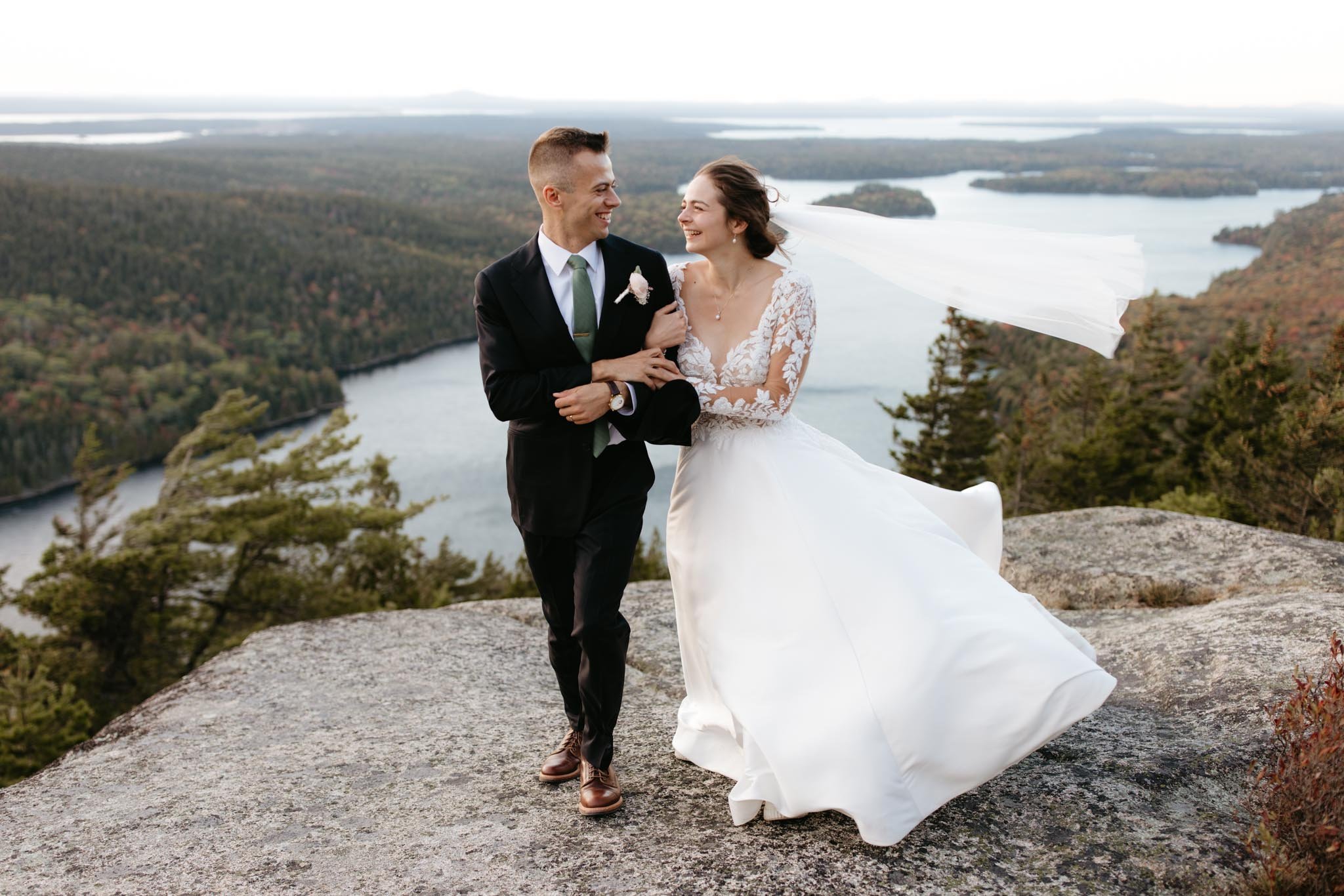 wedding-at-little-hunters-beach-in-acadia-national-park-nicole-daacke-photography-183.jpg