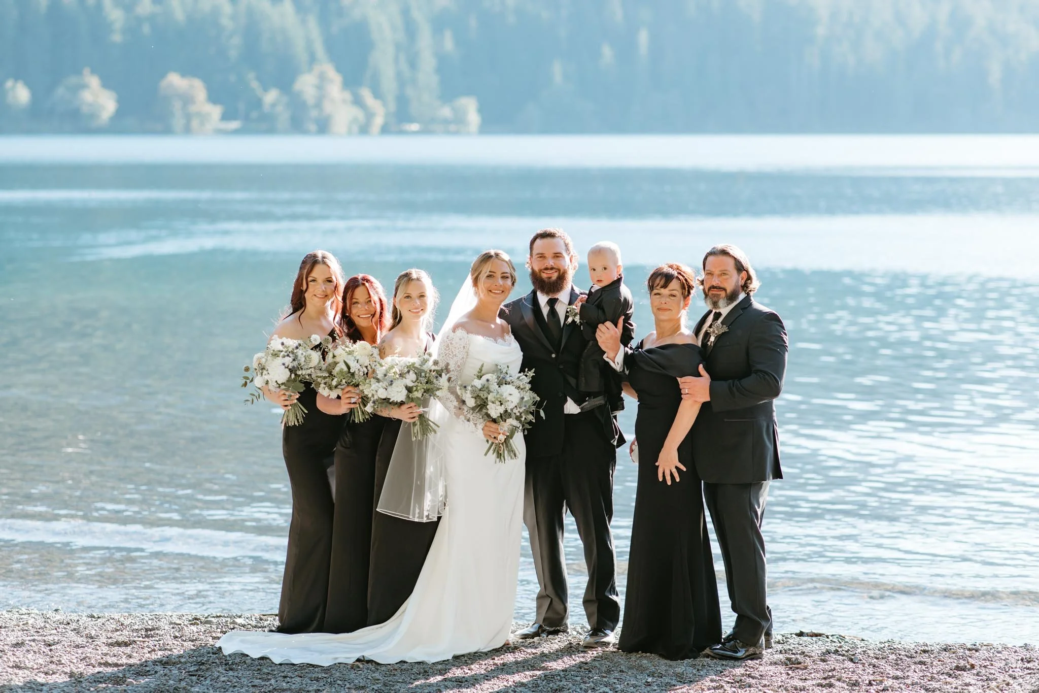 Olympic-National-Park-elopement-with-family-Nicole-Daacke-Photography-33.jpg