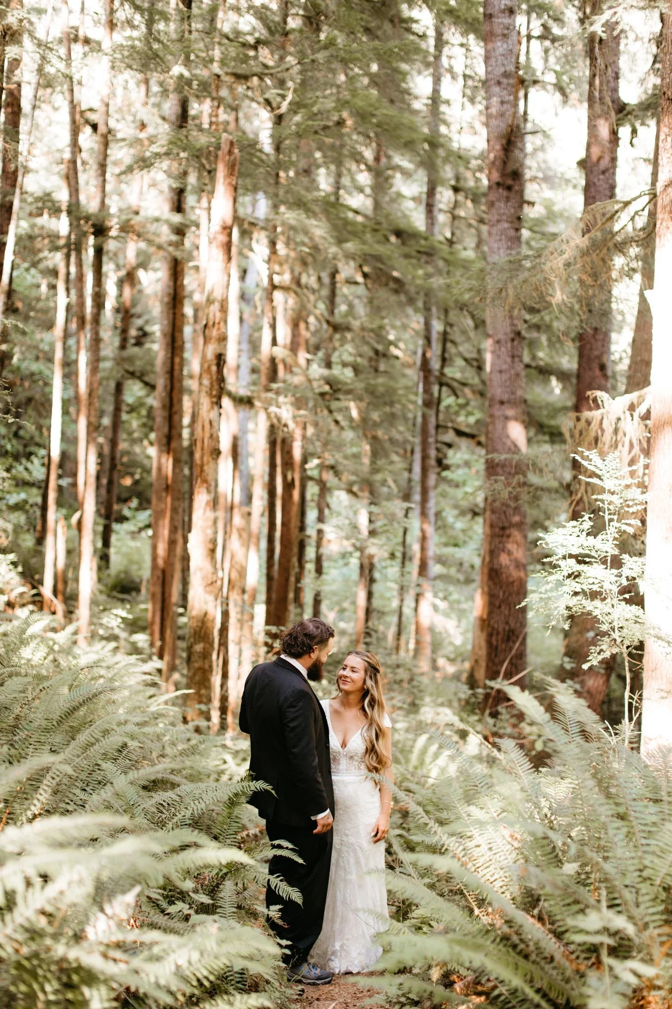 Olympic-National-Park-elopement-with-family-Nicole-Daacke-Photography-57.jpg