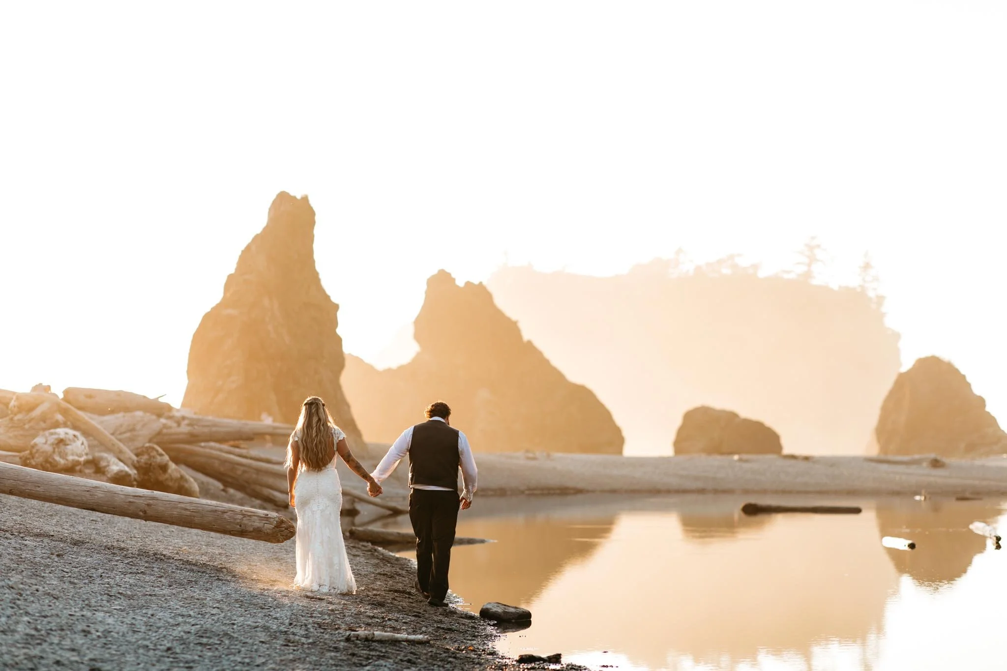 Olympic-National-Park-elopement-with-family-Nicole-Daacke-Photography-82.jpg