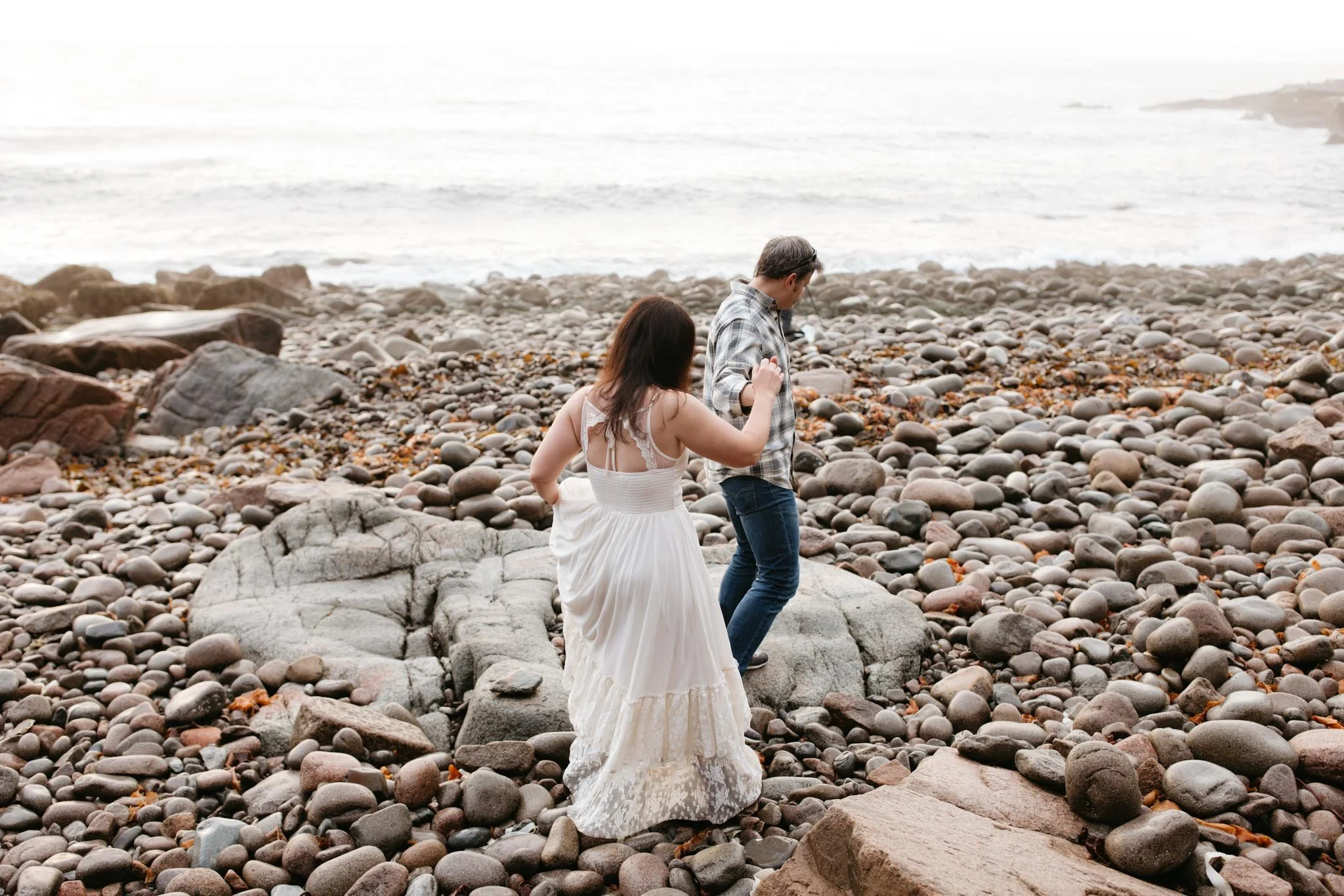 destination-wedding-in-acadia-national-park-nicole-daacke-photography-17.jpg