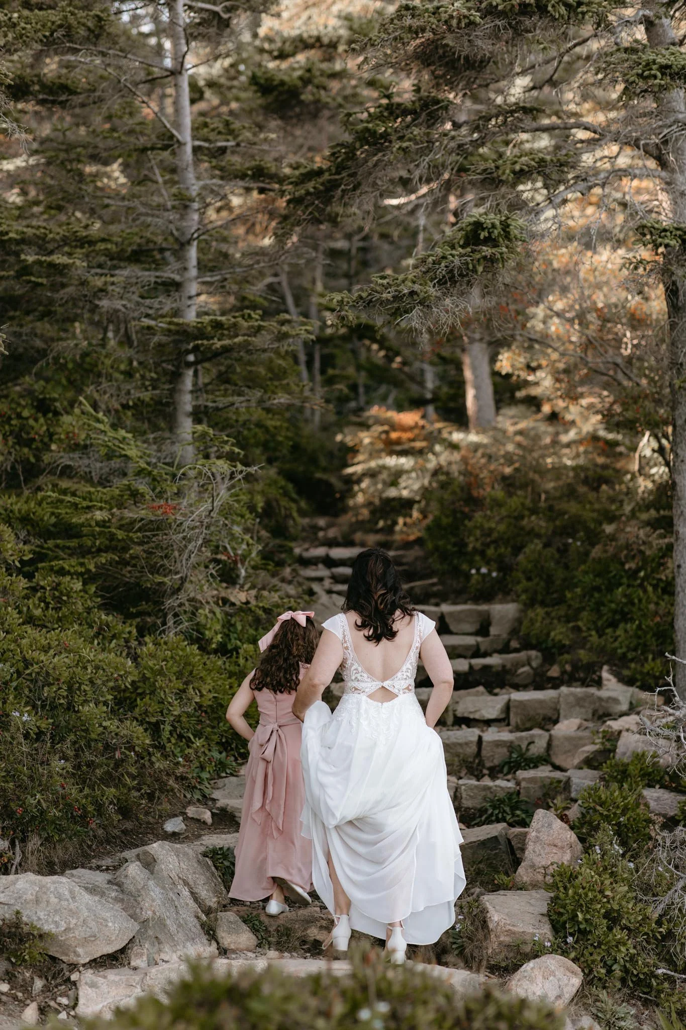 destination-wedding-in-acadia-national-park-nicole-daacke-photography-86.jpg