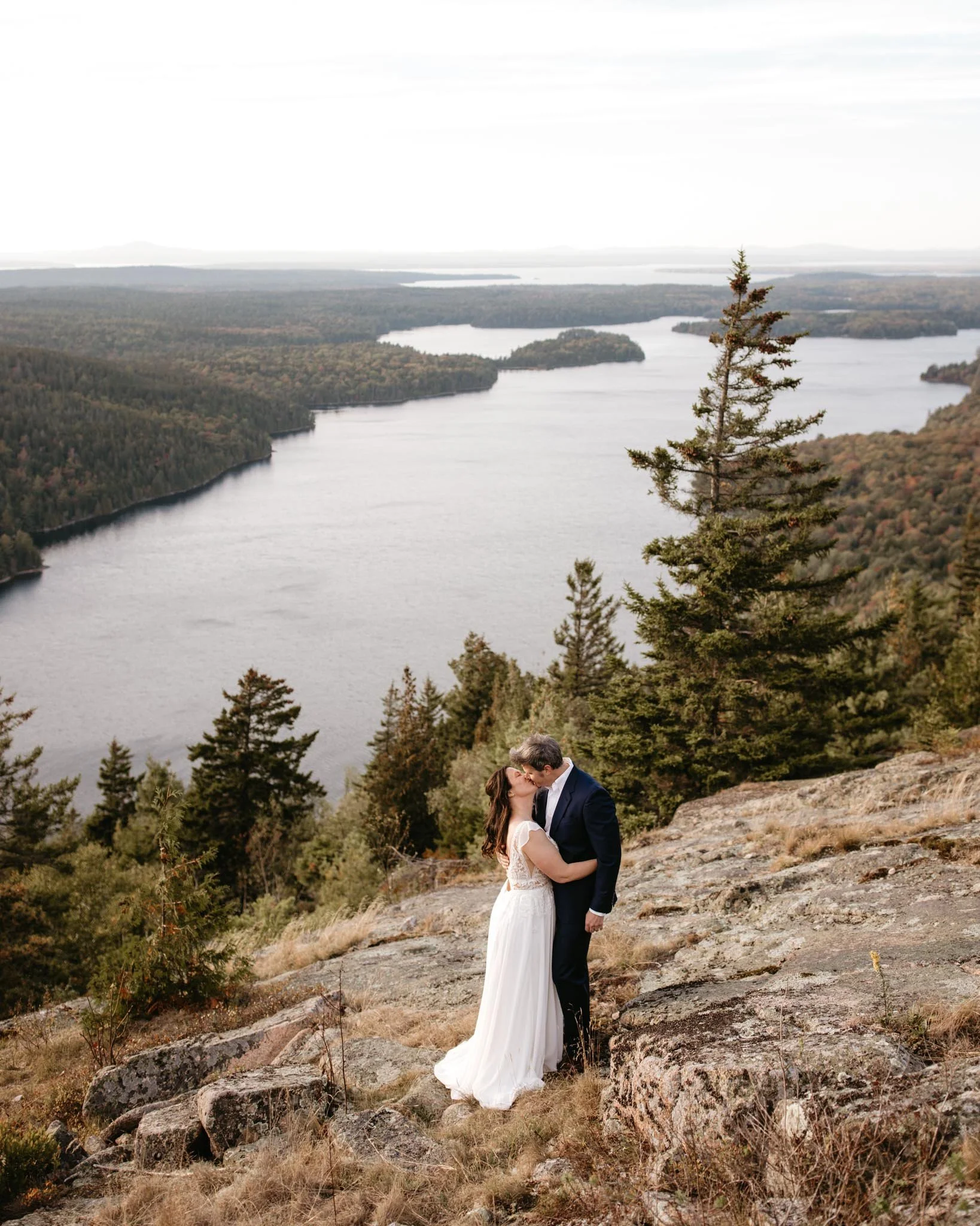 destination-wedding-in-acadia-national-park-nicole-daacke-photography-97.jpg