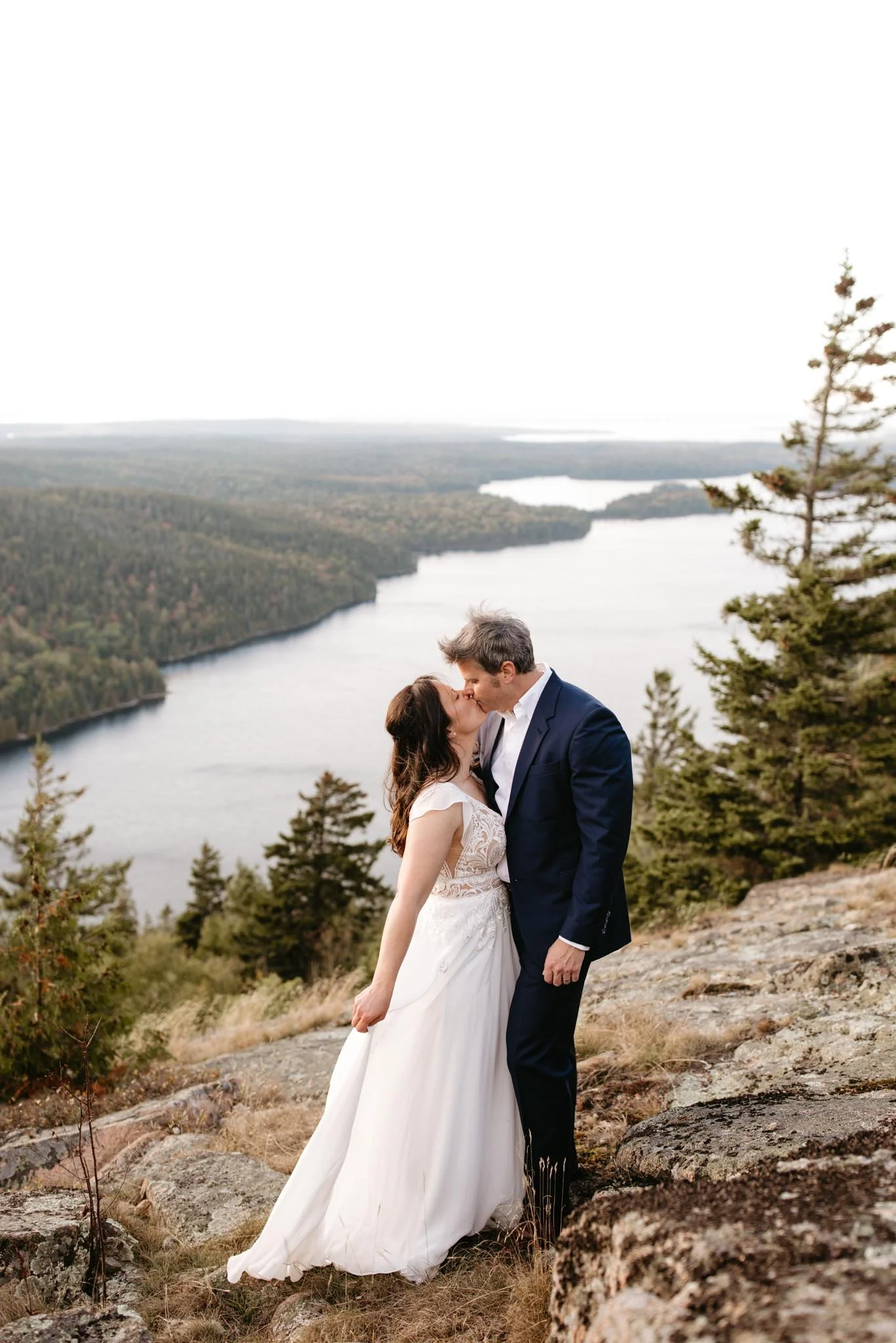 destination-wedding-in-acadia-national-park-nicole-daacke-photography-99.jpg