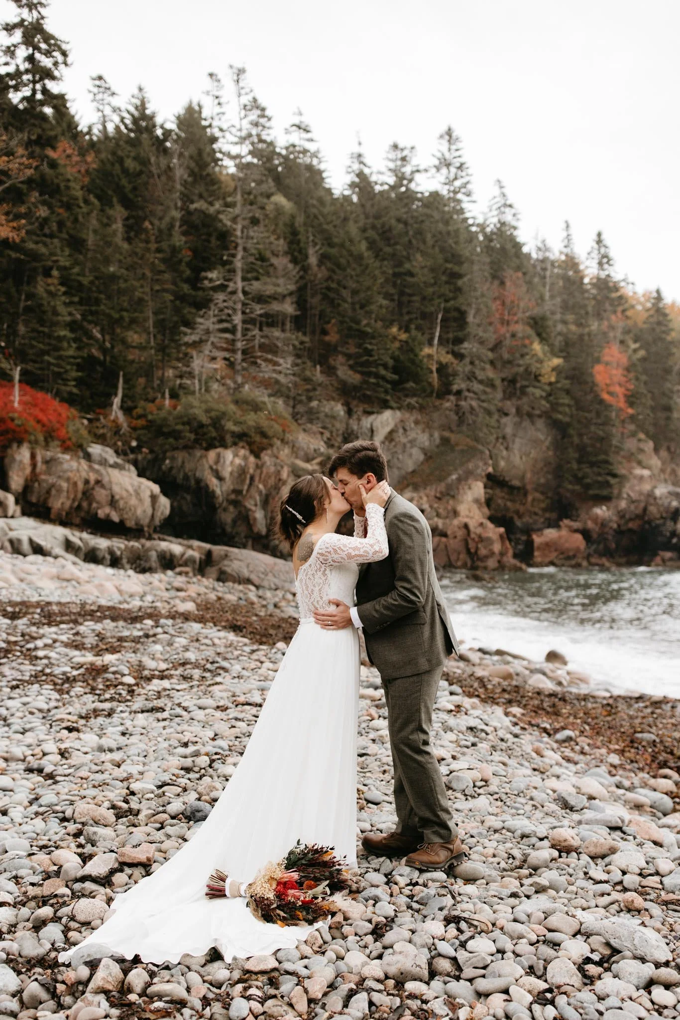 adventure-elopement-in-acadia-national-park-nicole-daacke-photography-3464.jpg