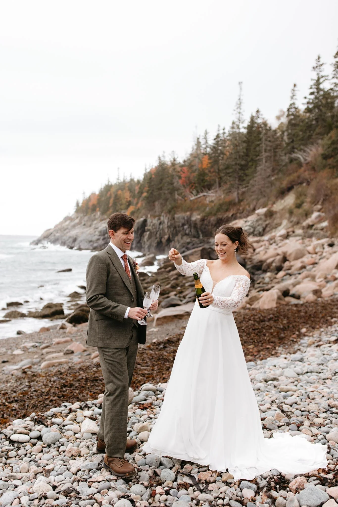 adventure-elopement-in-acadia-national-park-nicole-daacke-photography-3737.jpg