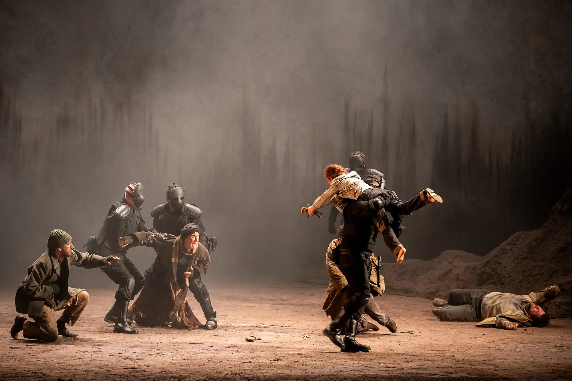 Anna Bonomelli_Nabucco_generale_1cast_1039_ph©RolandoPaoloGuerzoni.jpg