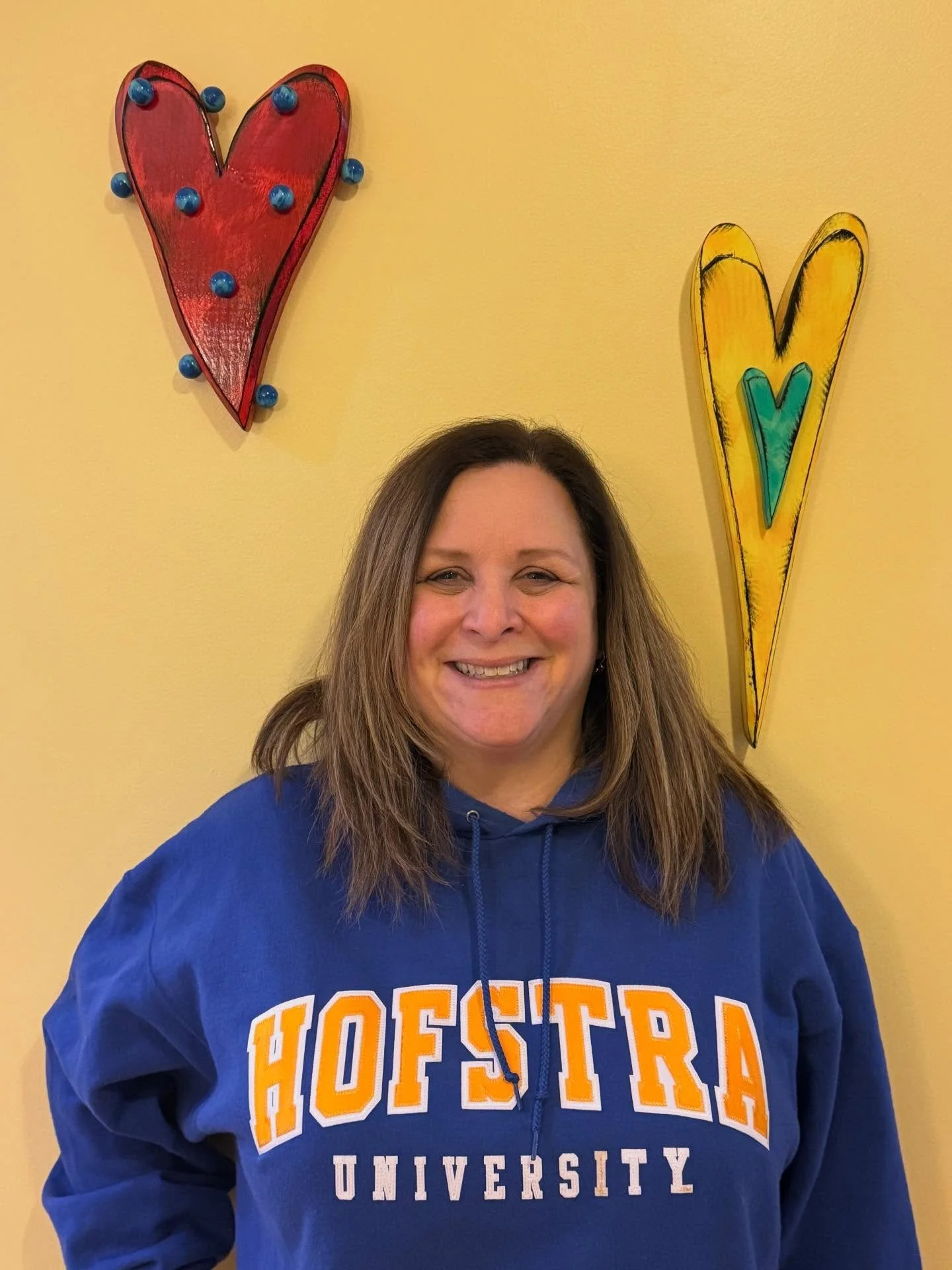 The REF Team and student ambassadors are excited to participate in College Sweatshirt Day with the City of Rochester and Rochester City School District! #CollegeSweatshirtDayROC 

@cityofrochesterny @rcsdnys 

#rochestereducationfoundation #collegeac