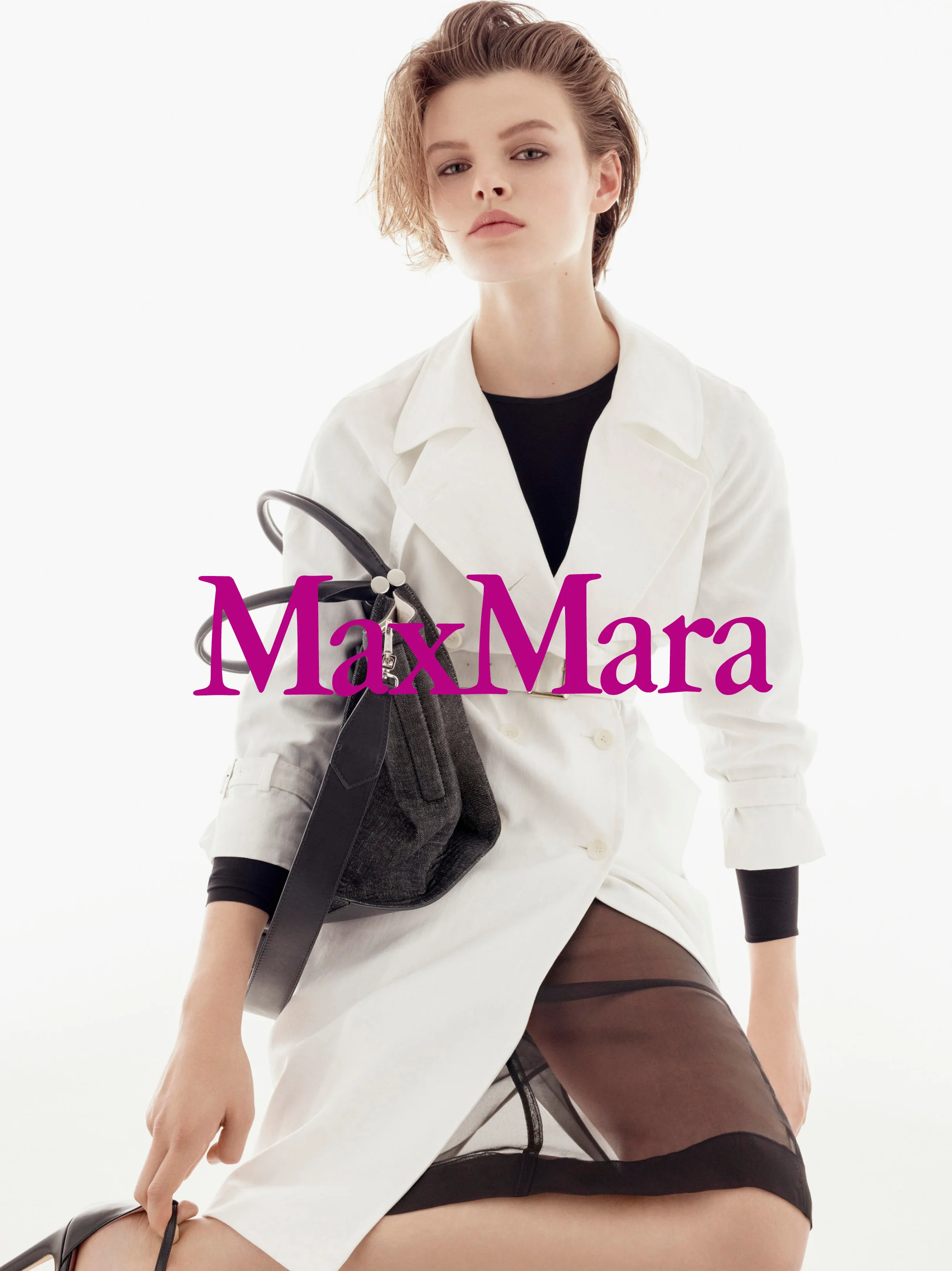 #maxmara #ss18 #stevenmeisel #carineroitfeld #carataylor #fashion #campaign #jimkaemmerling #patmcgrath #guidopalau