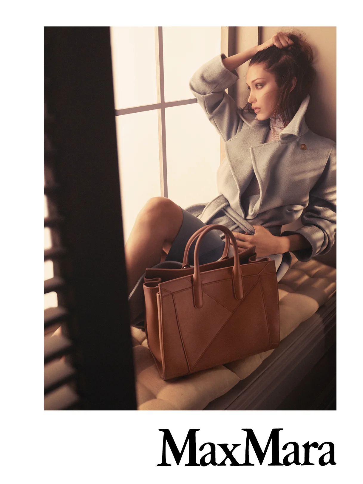 #maxmara #fw17 #stevenmeisel #carineroitfeld #bellahadid #accessories #campaign #jimkaemmerling #patmcgrath #guidopalau