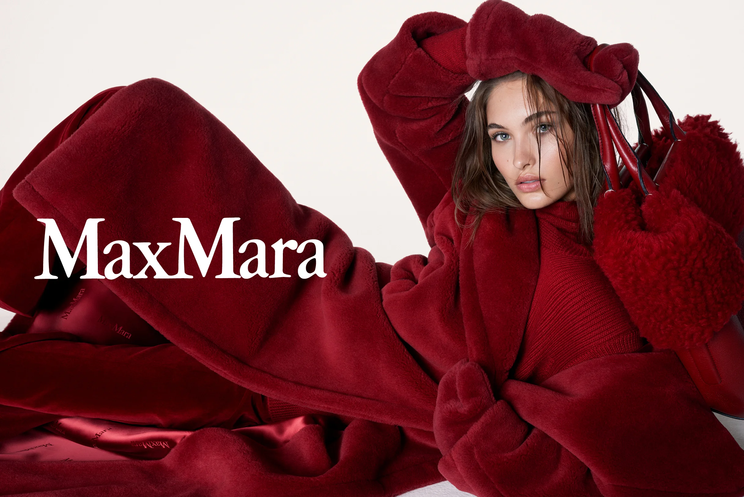 #maxmara #fw17 #stevenmeisel #carineroitfeld #graceelizabeth #fashion #campaign #jimkaemmerling #patmcgrath #guidopalau