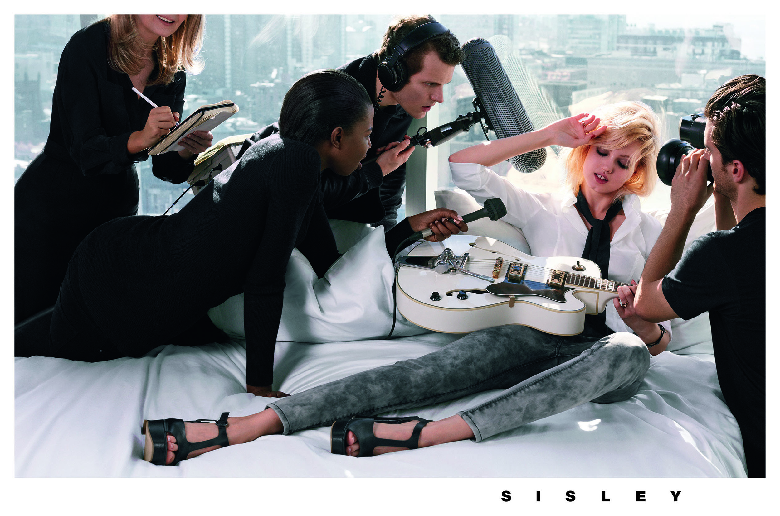 #sisley #sebastianfaena #ss14 #fashion #campaign #juliarestoinroitfeld #lindsaywixson #clementchabernaud #reubenramacher #juliavonboehm #shayashual #frankieboyd #jimkaemmerling #happymassee