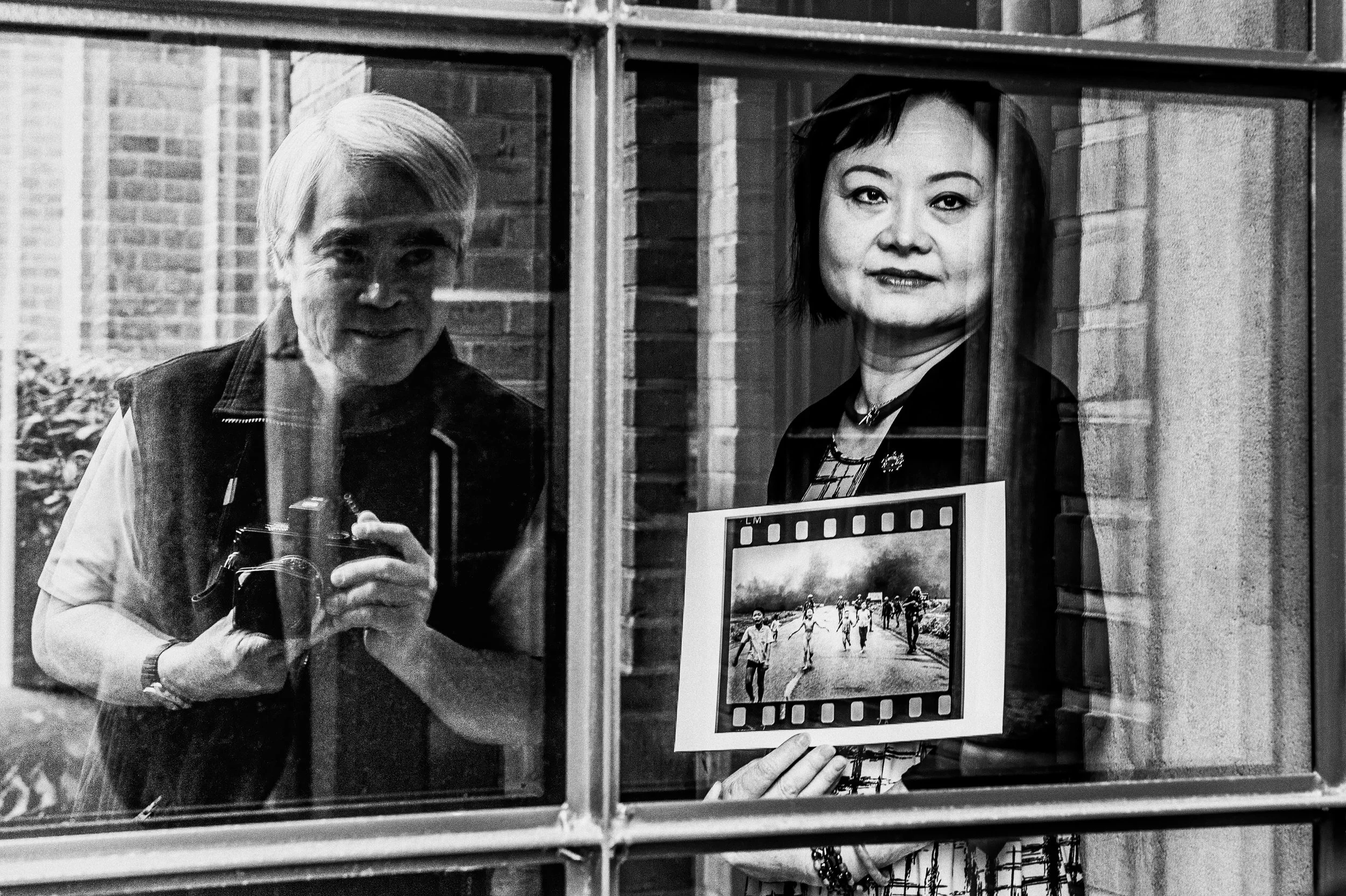 TIME TRAVELERS – my inner child & me - Petra Gerwers | Leica Galerie | Konstanz