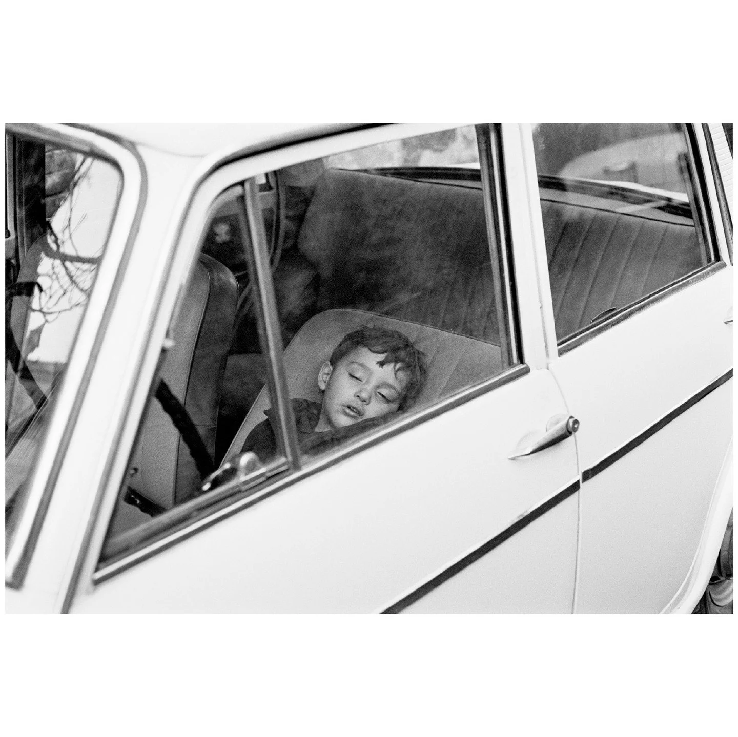 &copy; Peggy Kleiber

Poesie des Allt&auml;glichen: Die sp&auml;te Entdeckung der Peggy Kleiber&hellip;

Vom Gl&uuml;ck des Sehens und der Diskretion: Der Verlag edition clandestin hebt mit der Monografie &laquo;Peggy Kleiber&raquo; einen verborgenen